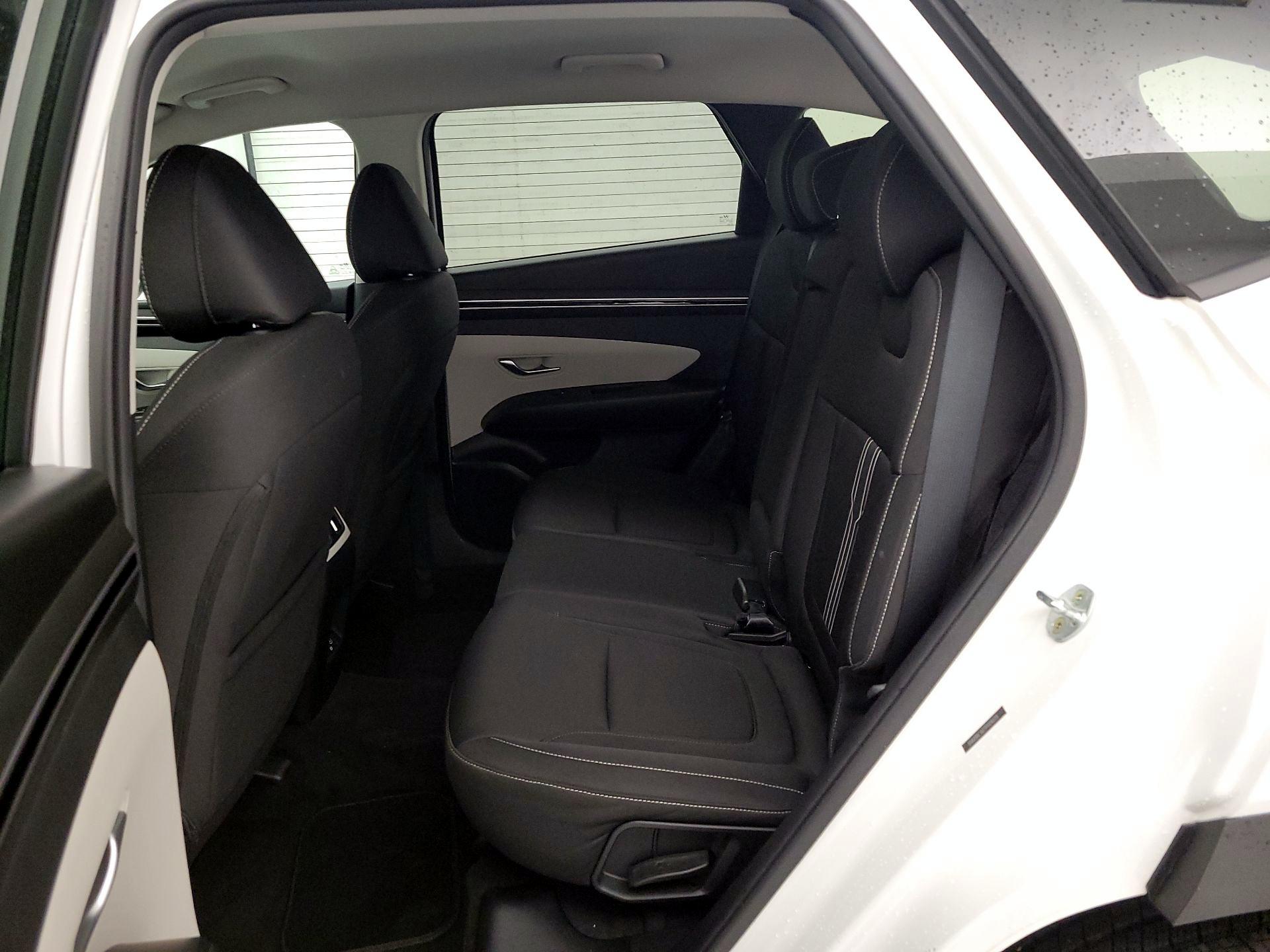 Thumbnail: 2023 Hyundai Tucson - 19