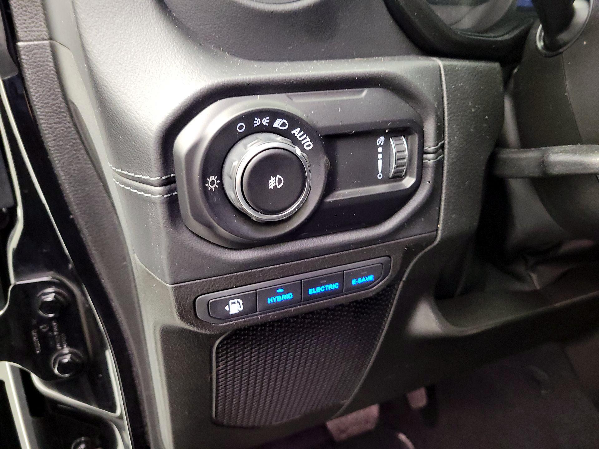 Thumbnail: 2024 Jeep Wrangler - 11