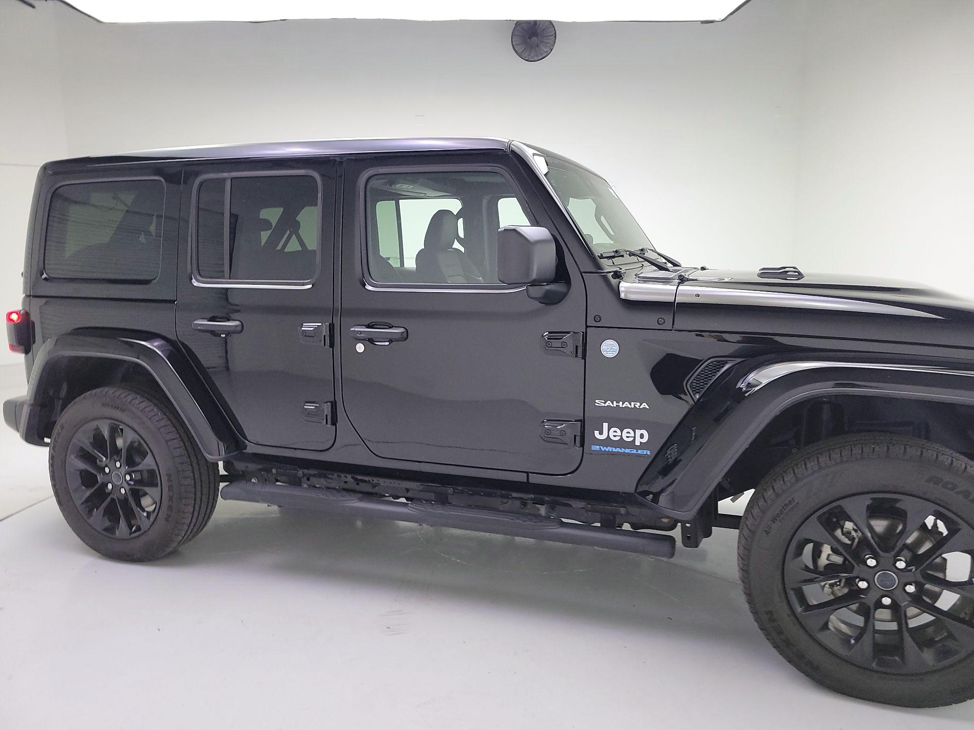 Thumbnail: 2024 Jeep Wrangler - 4