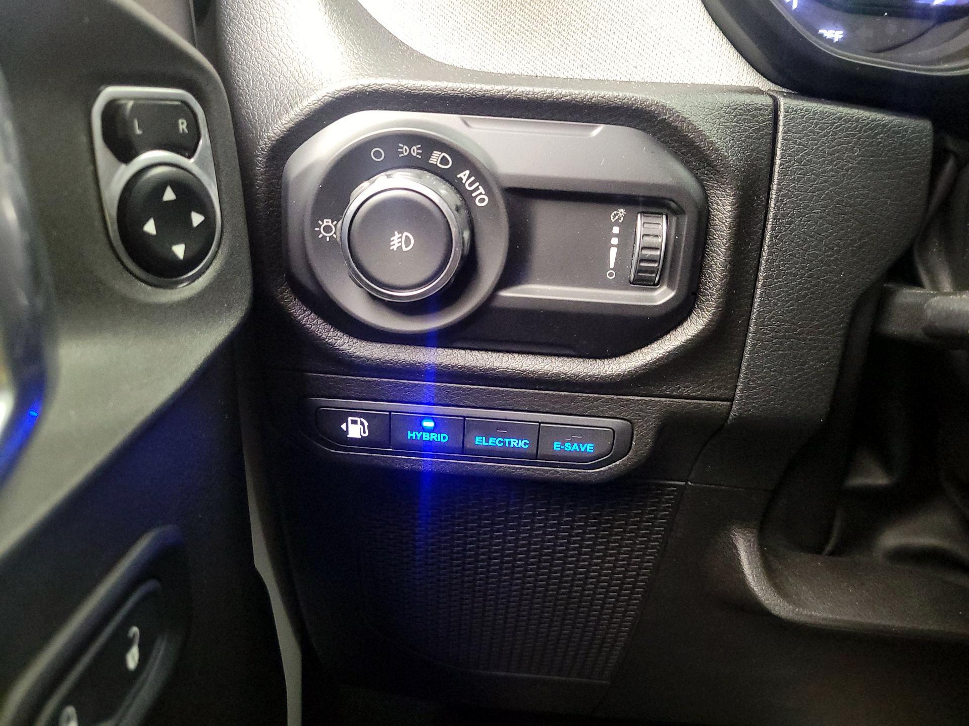 Thumbnail: 2024 Jeep Wrangler - 11