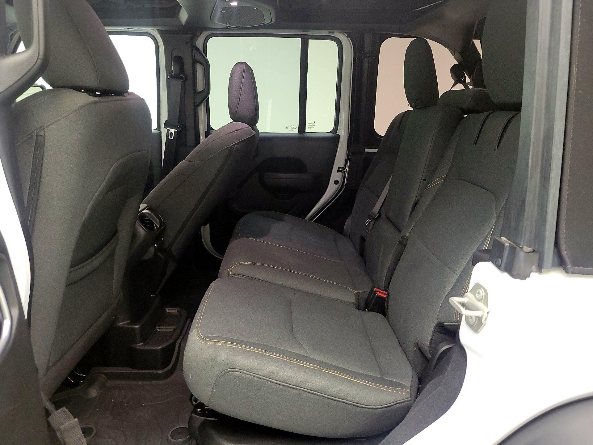 Thumbnail: 2024 Jeep Wrangler - 17