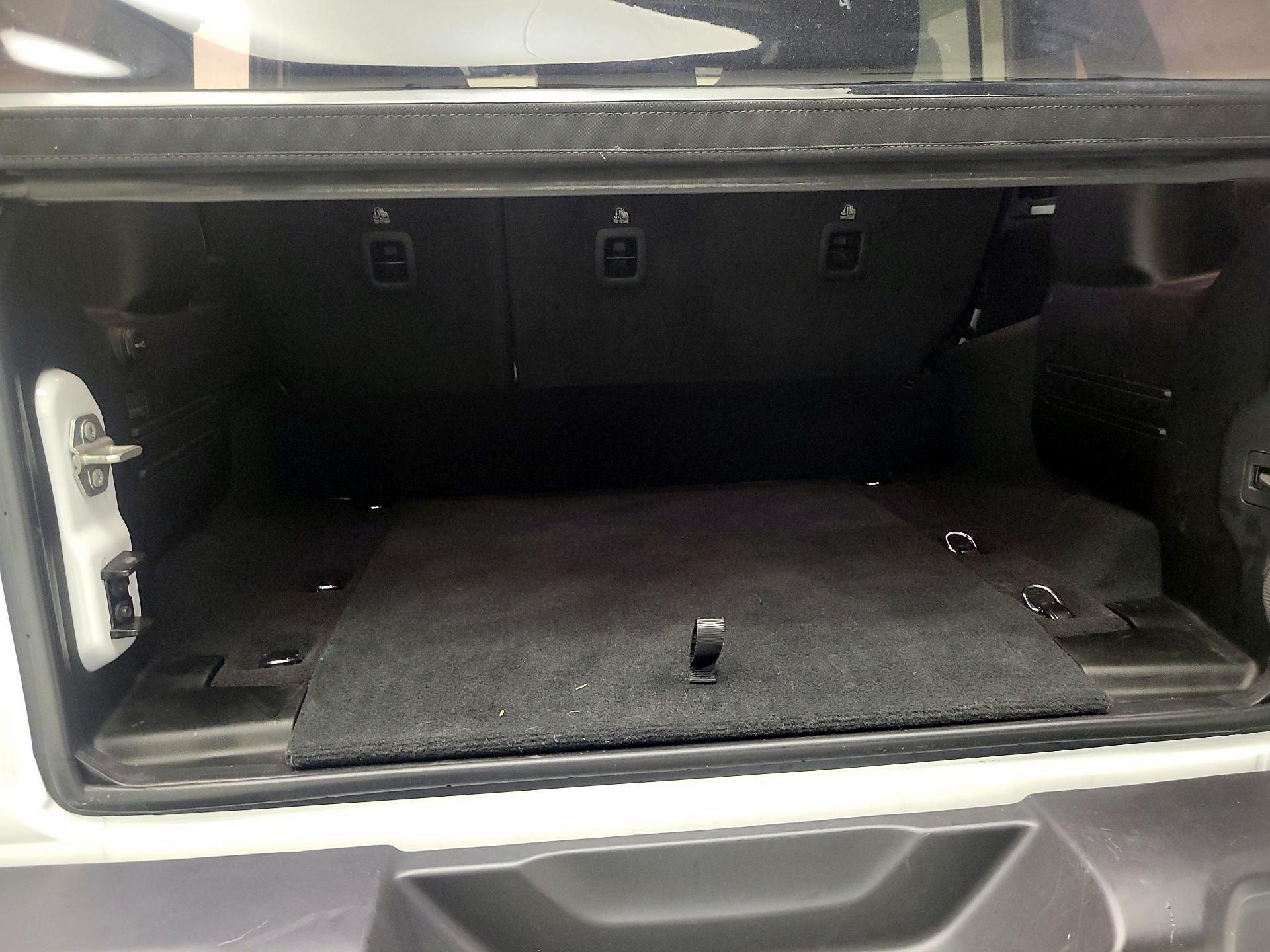 Thumbnail: 2024 Jeep Wrangler - 18