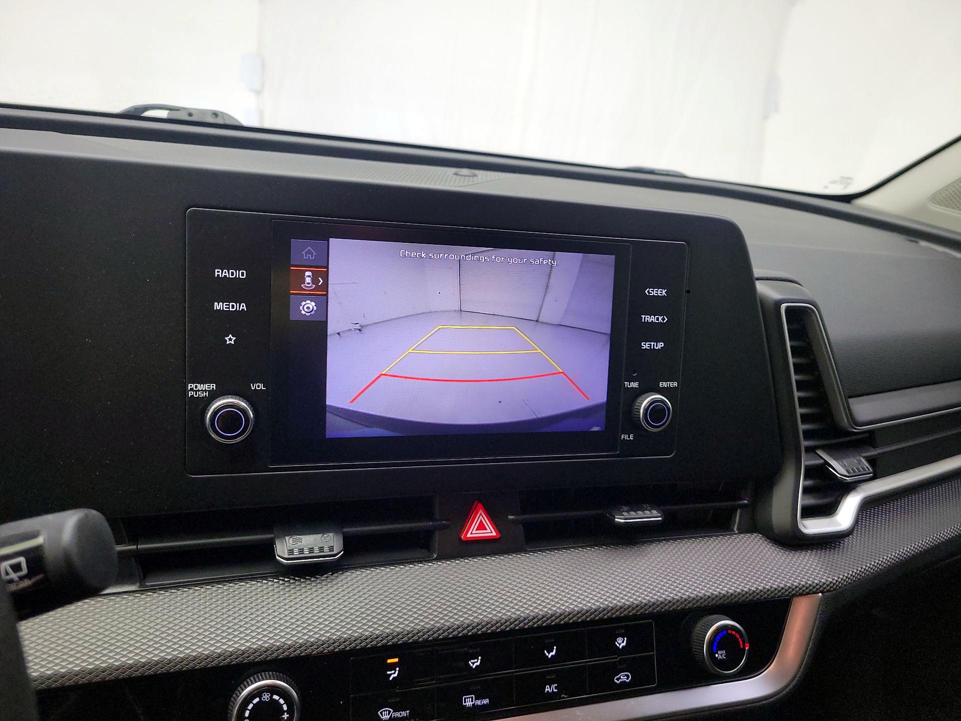 Thumbnail: 2023 Kia Sportage - 12