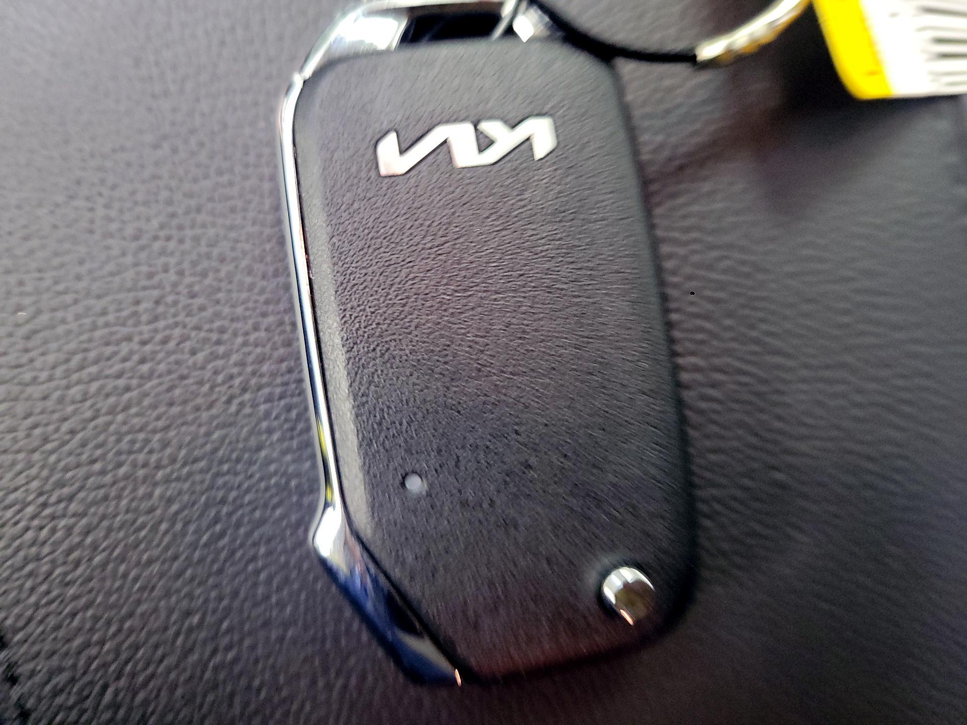 Thumbnail: 2023 Kia Sportage - 20