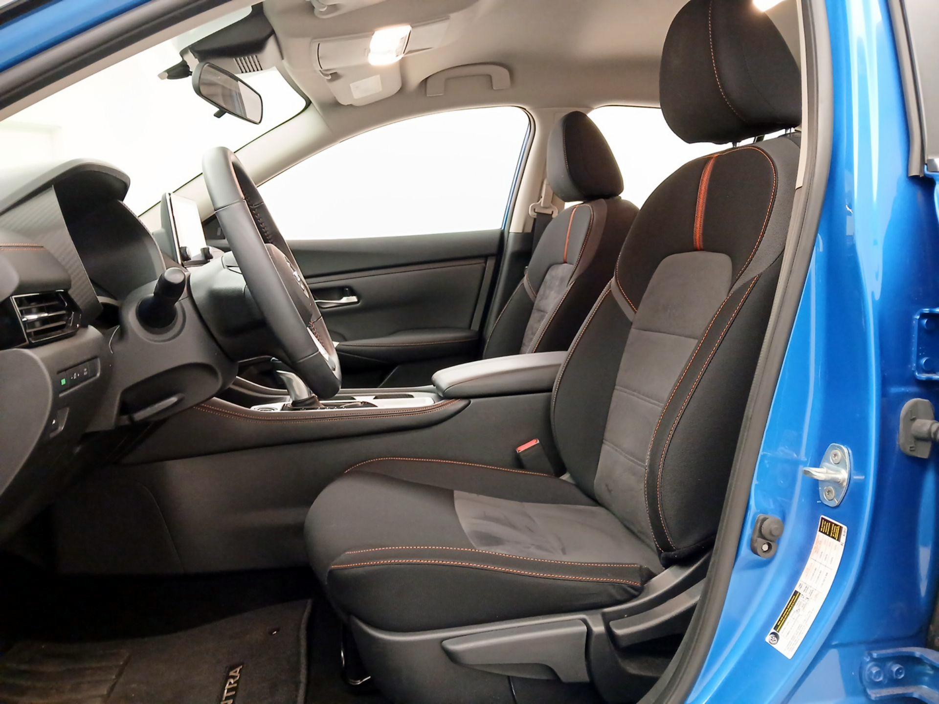 Thumbnail: 2021 Nissan Sentra - 11