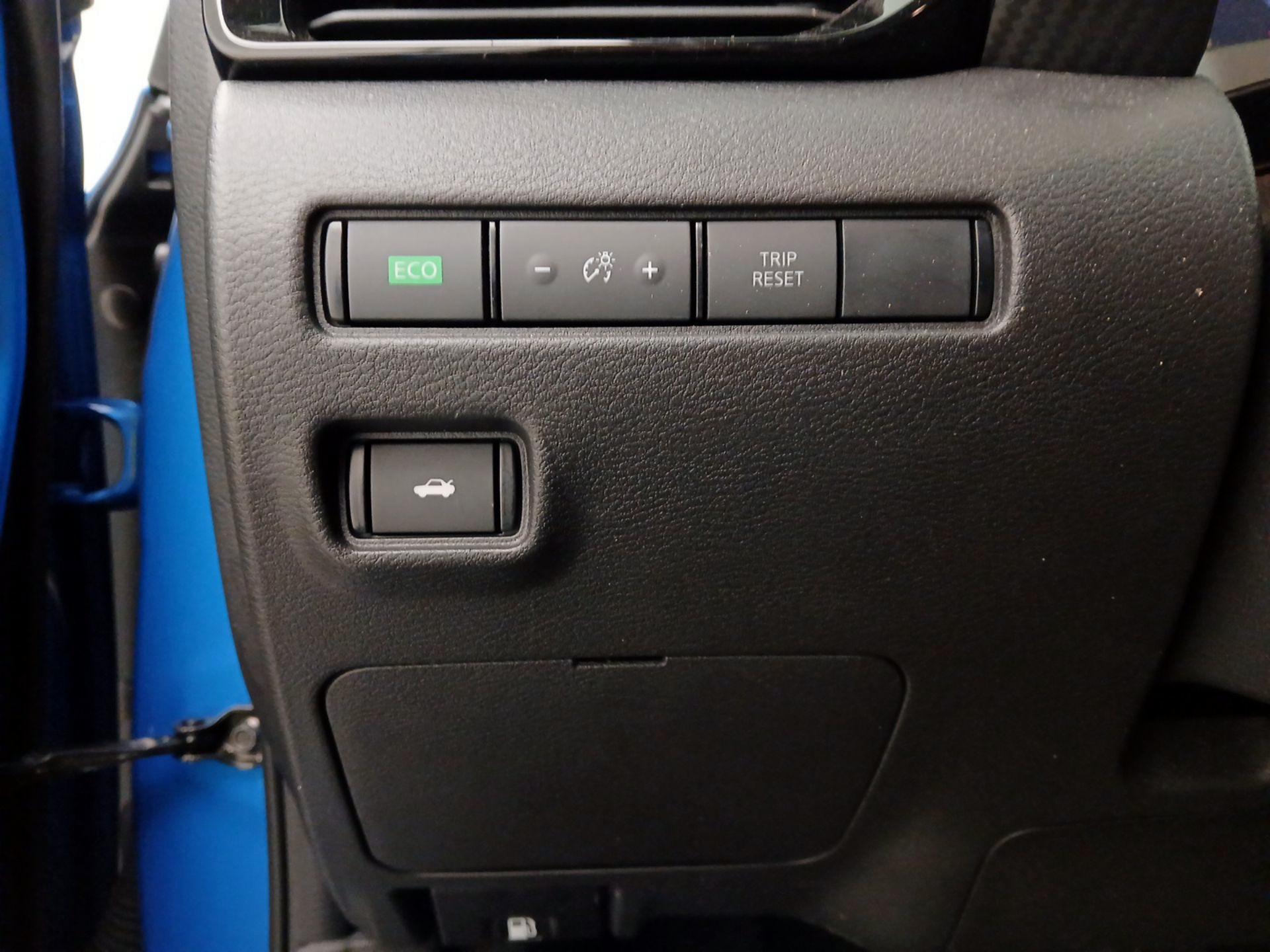 Thumbnail: 2021 Nissan Sentra - 13