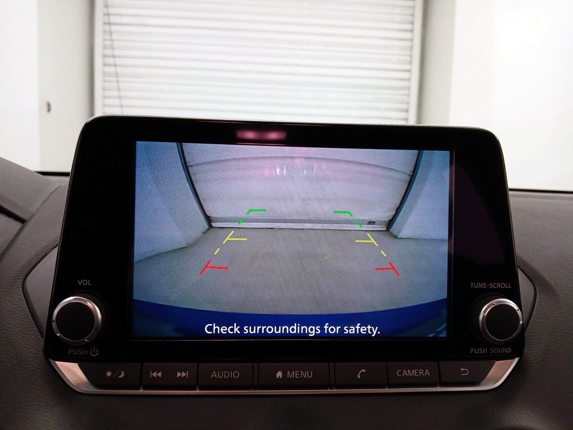 Thumbnail: 2021 Nissan Sentra - 14