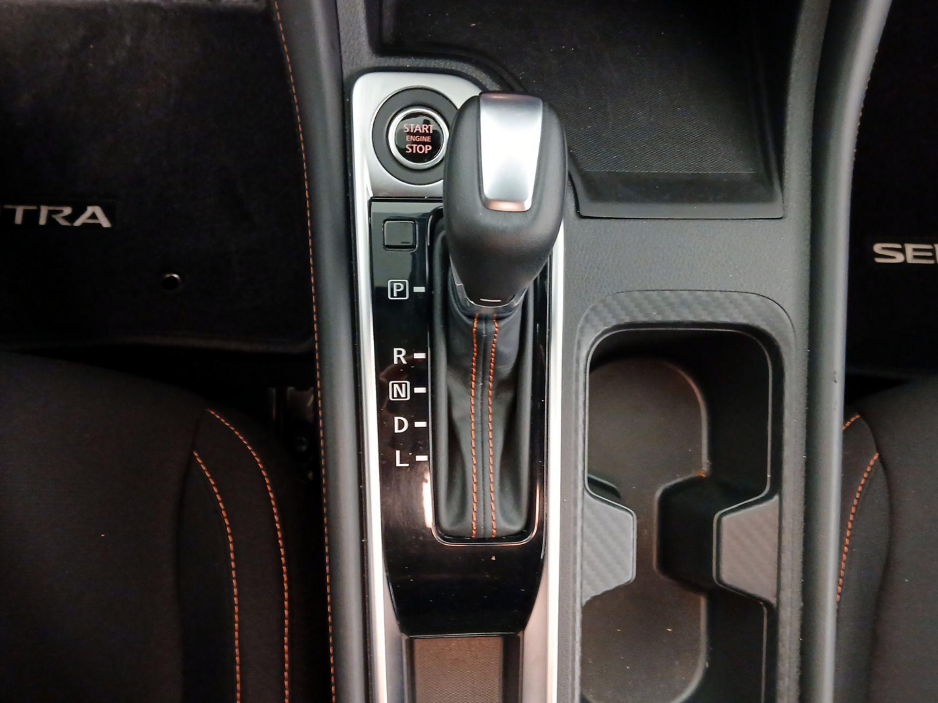 Thumbnail: 2021 Nissan Sentra - 17