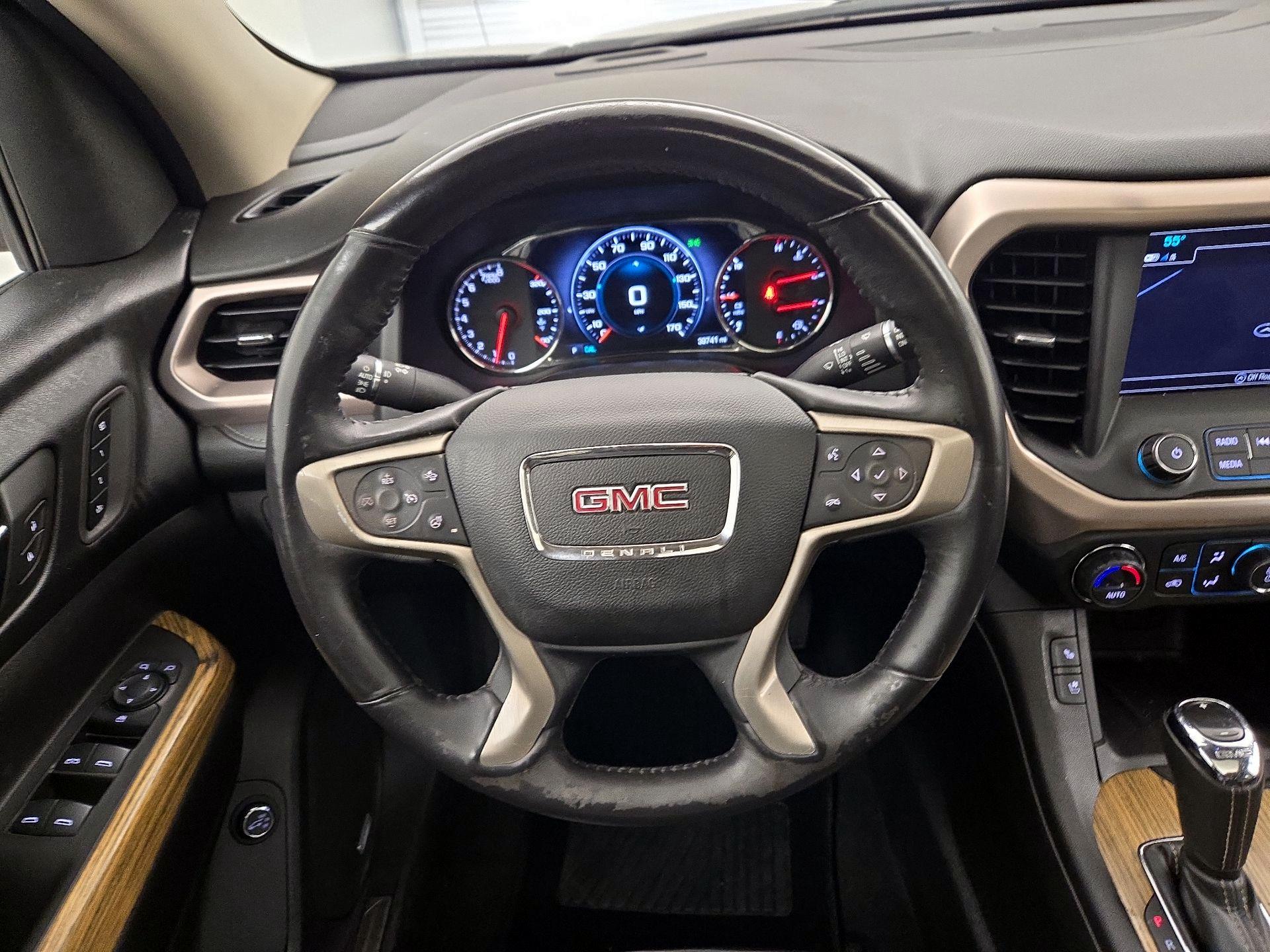 Thumbnail: 2017 GMC Acadia - 10