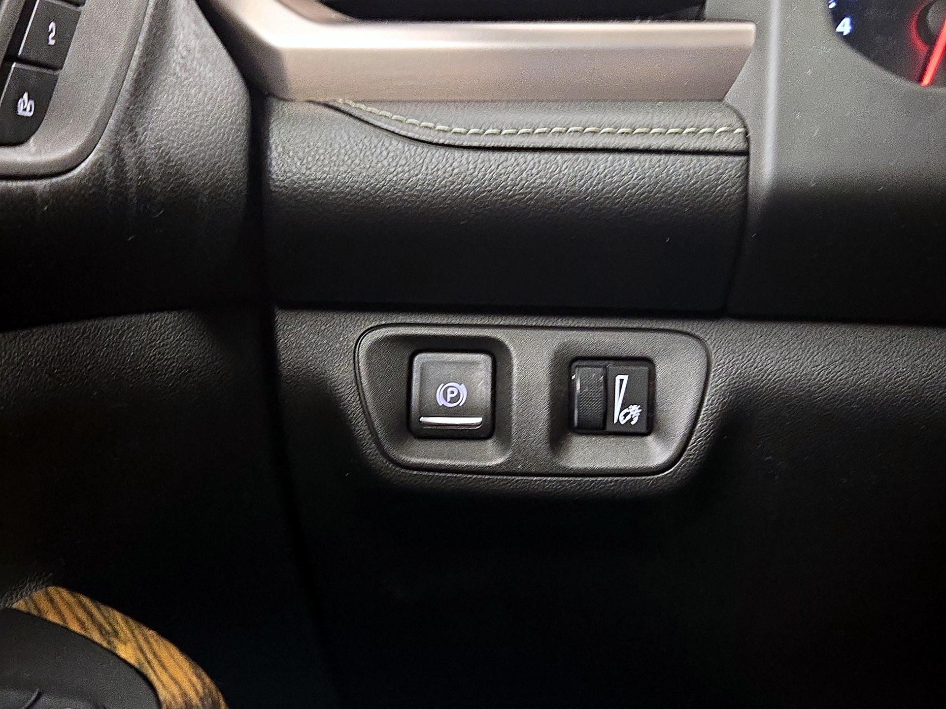 Thumbnail: 2017 GMC Acadia - 13