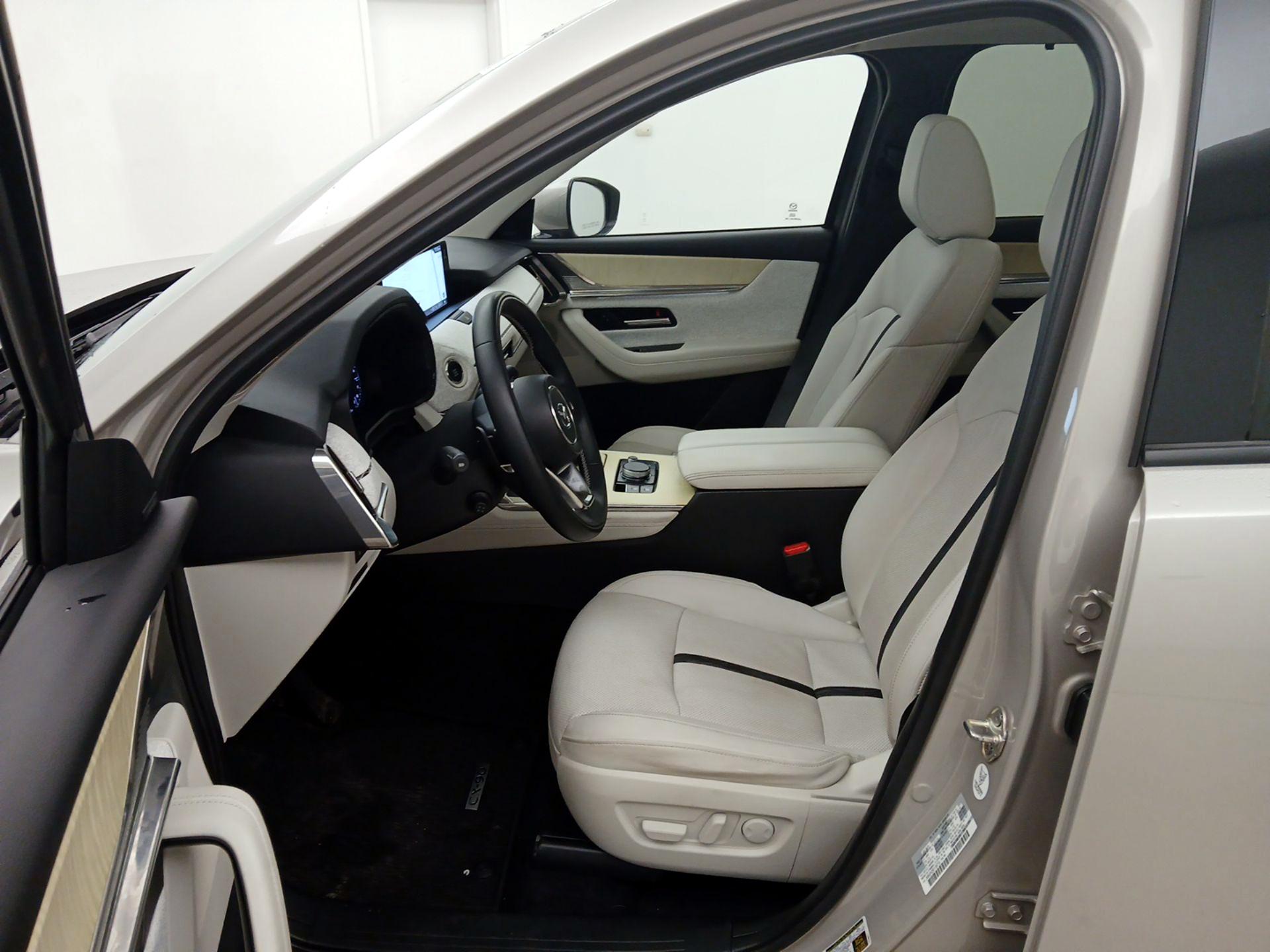 Thumbnail: 2024 Mazda CX-90 - 11