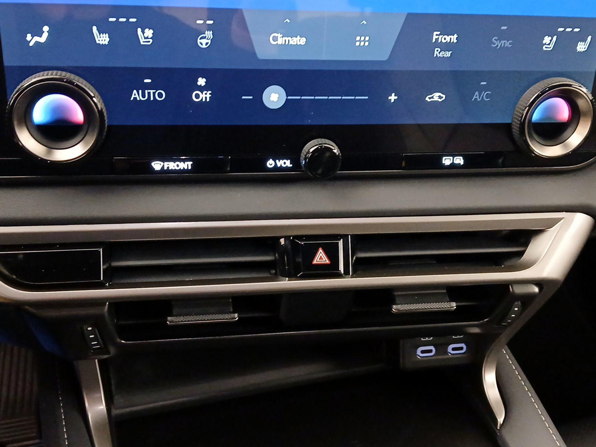 Thumbnail: 2023 Lexus RX - 16