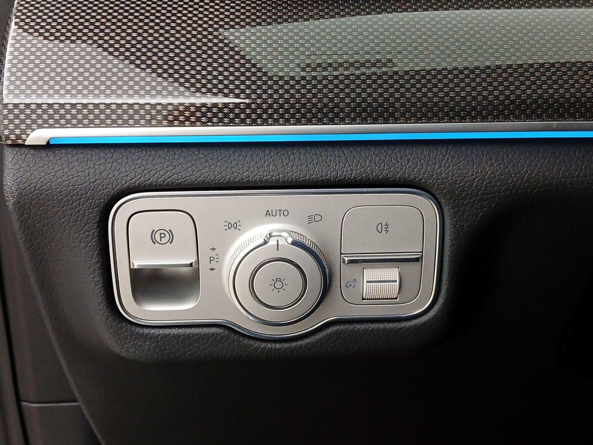 Thumbnail: 2021 Mercedes-Benz GLE - 13