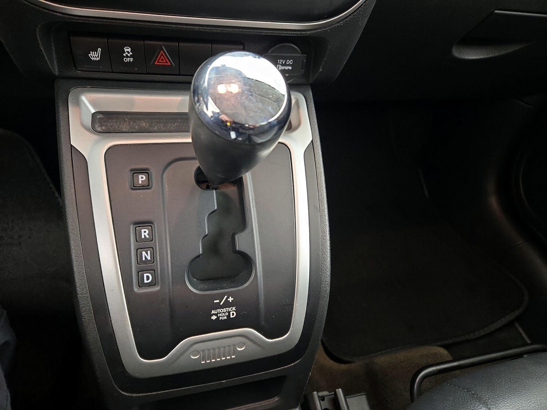Thumbnail: 2015 Jeep Compass - 15