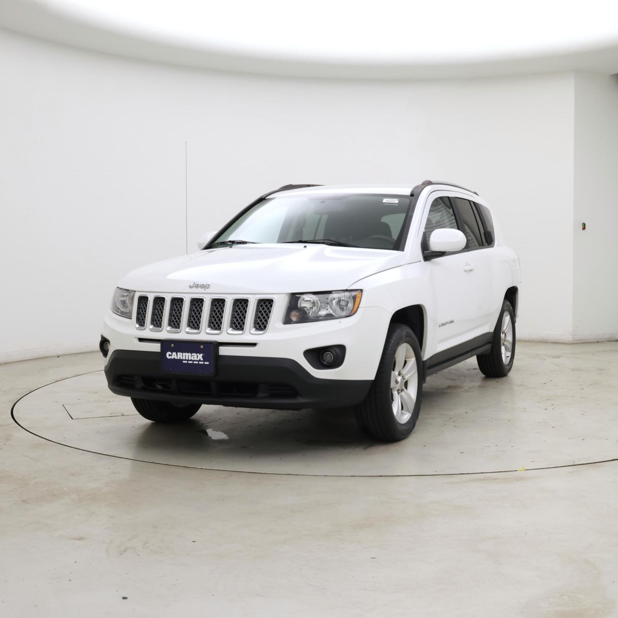Thumbnail: 2015 Jeep Compass - 4