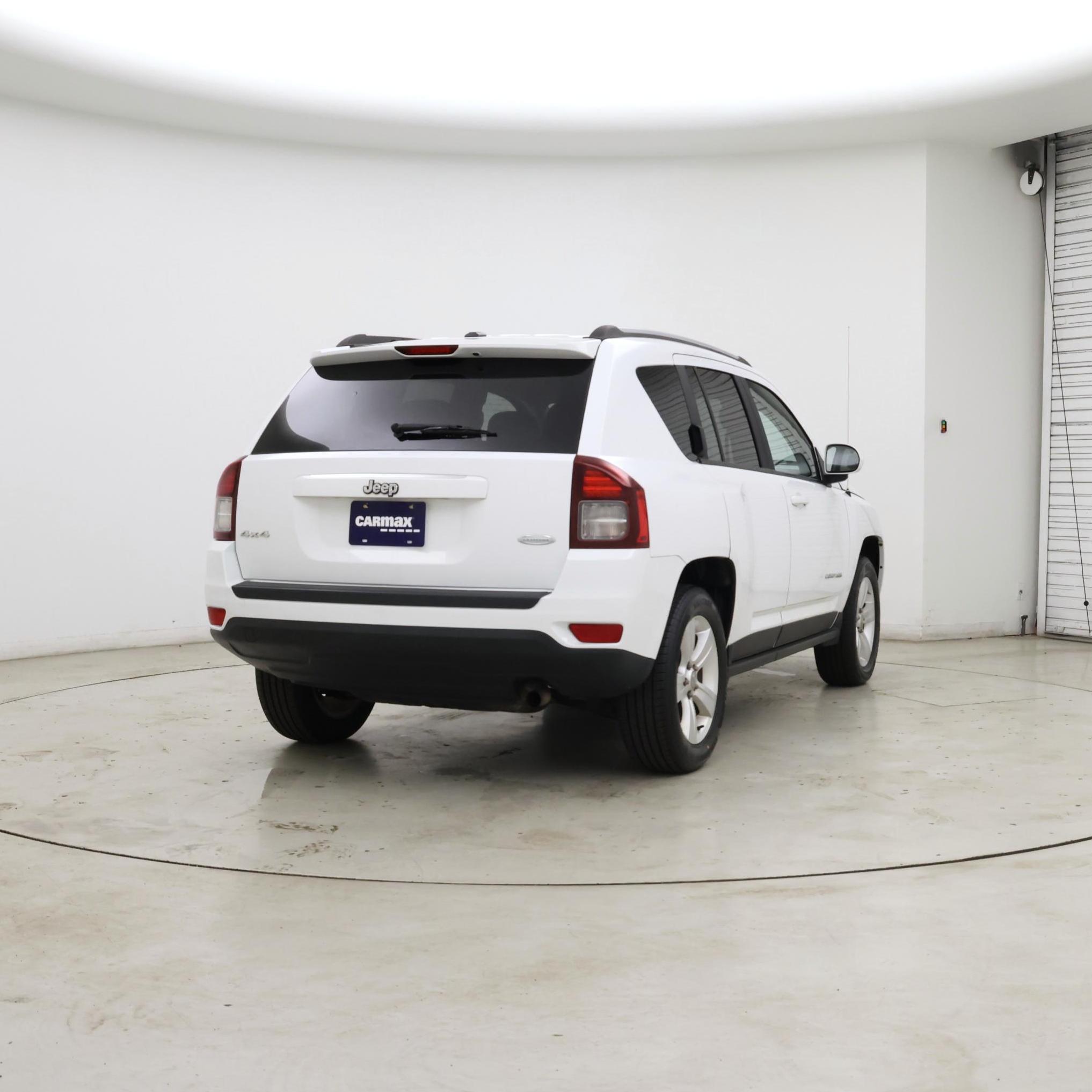Thumbnail: 2015 Jeep Compass - 8