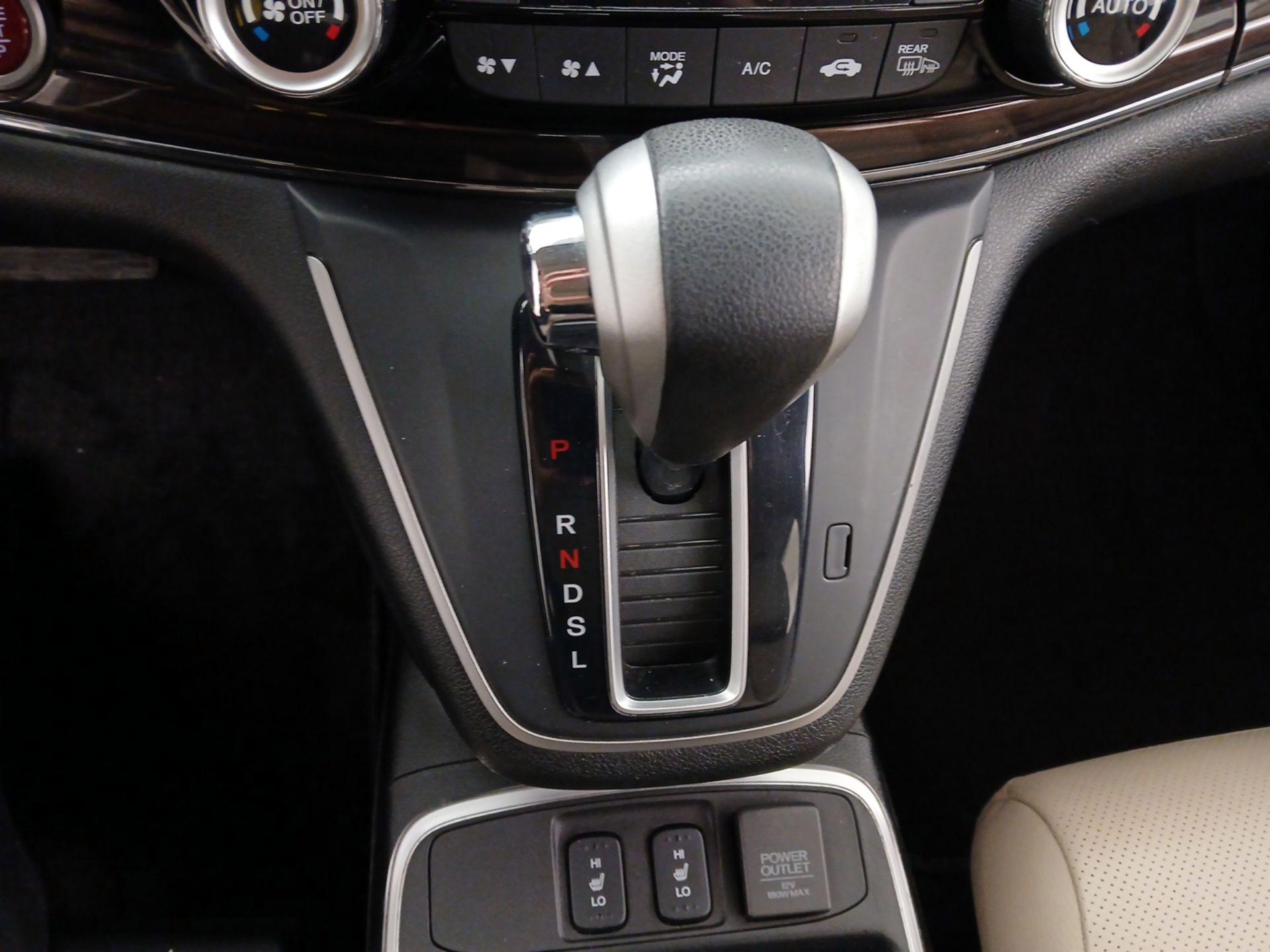 Thumbnail: 2015 Honda CR-V - 17