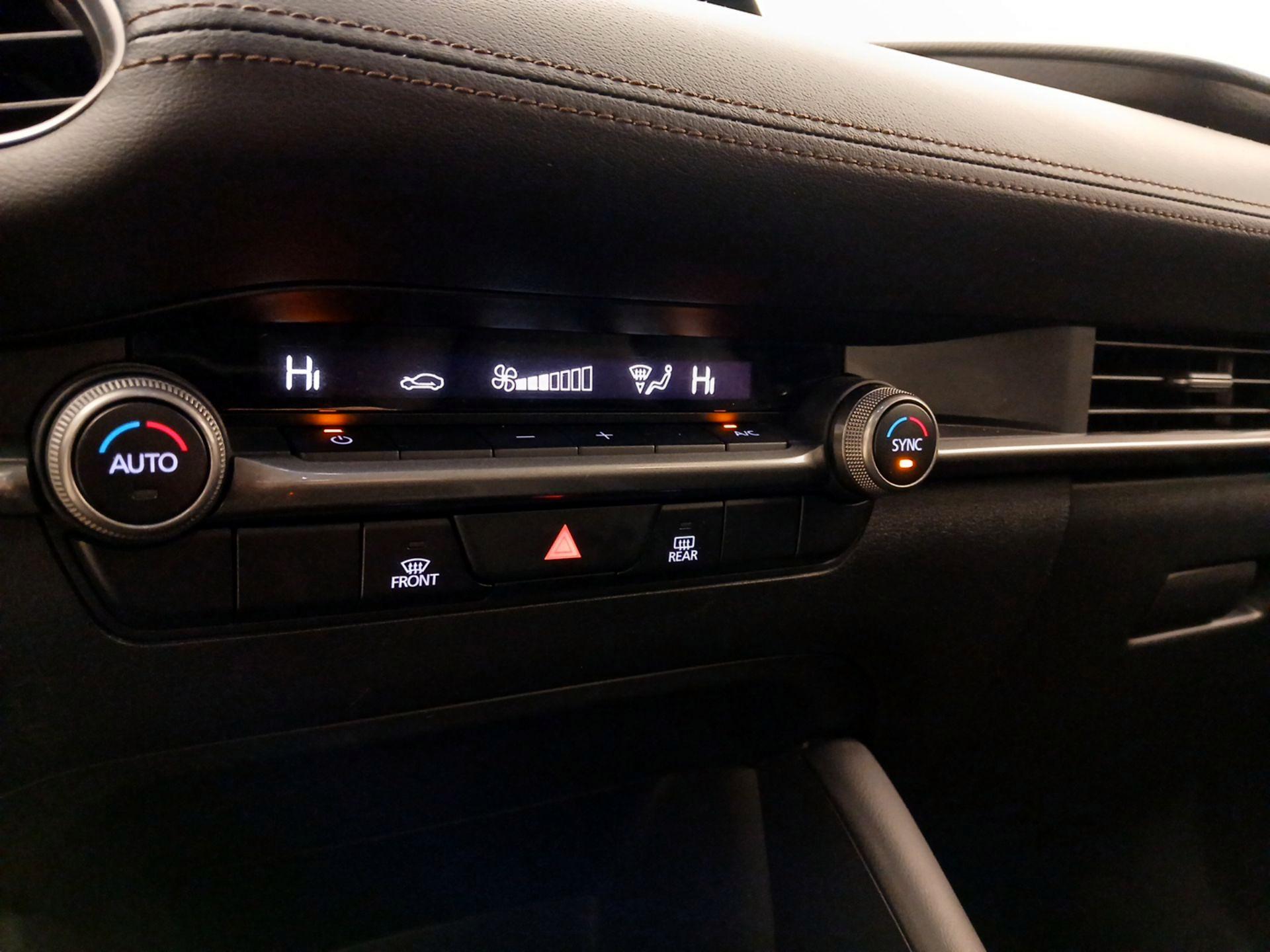 Thumbnail: 2022 Mazda Mazda3 - 16