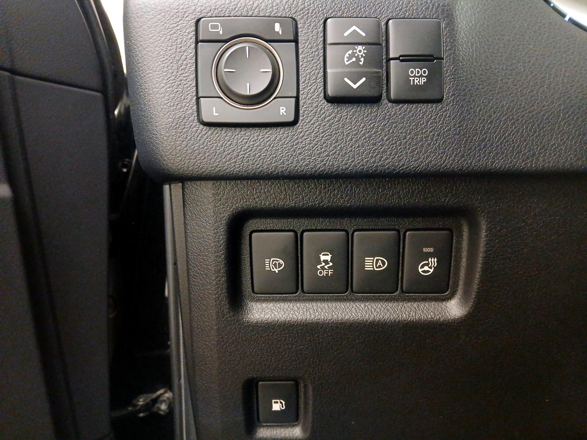 Thumbnail: 2021 Lexus GX - 13