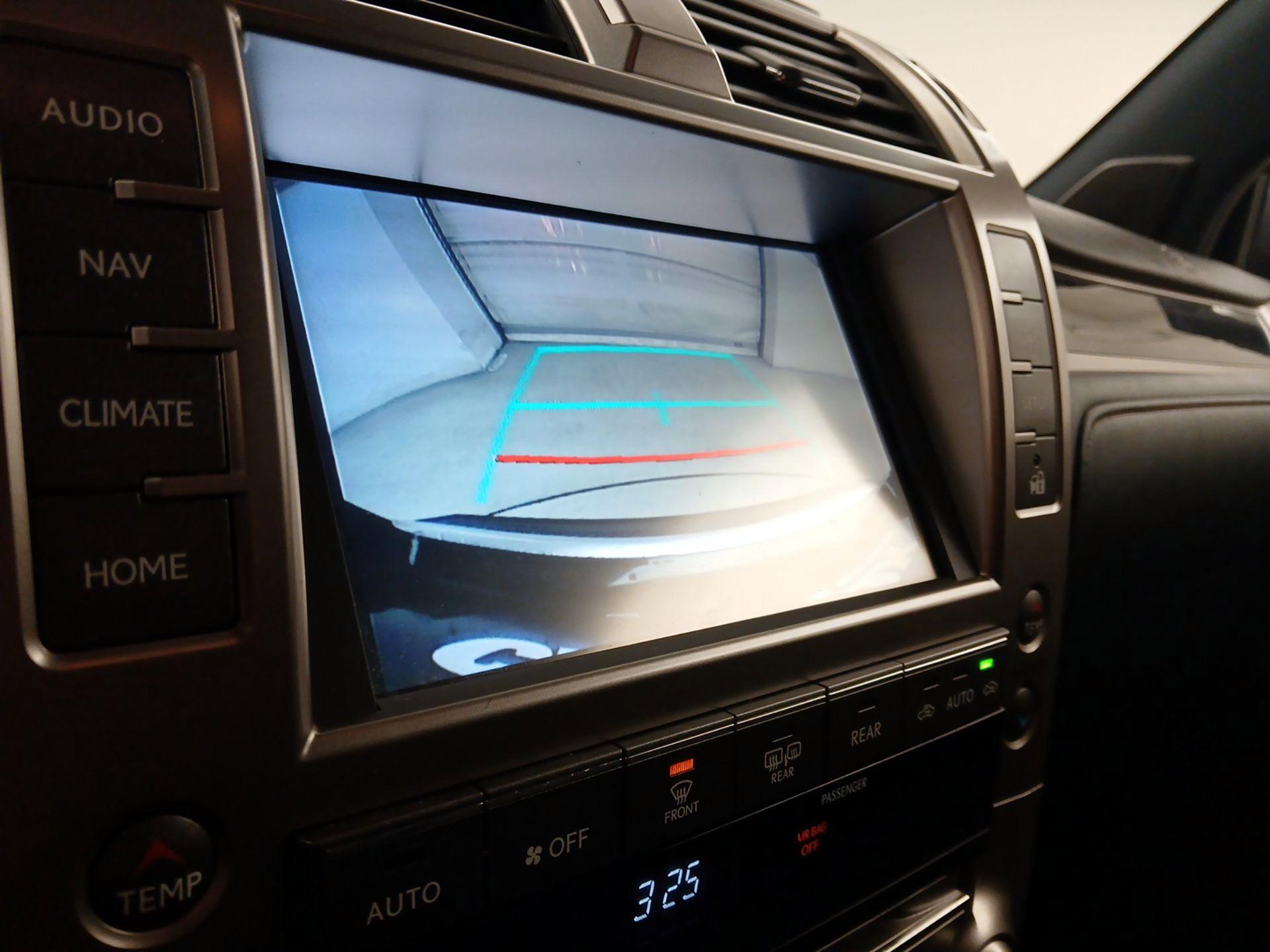 Thumbnail: 2021 Lexus GX - 15