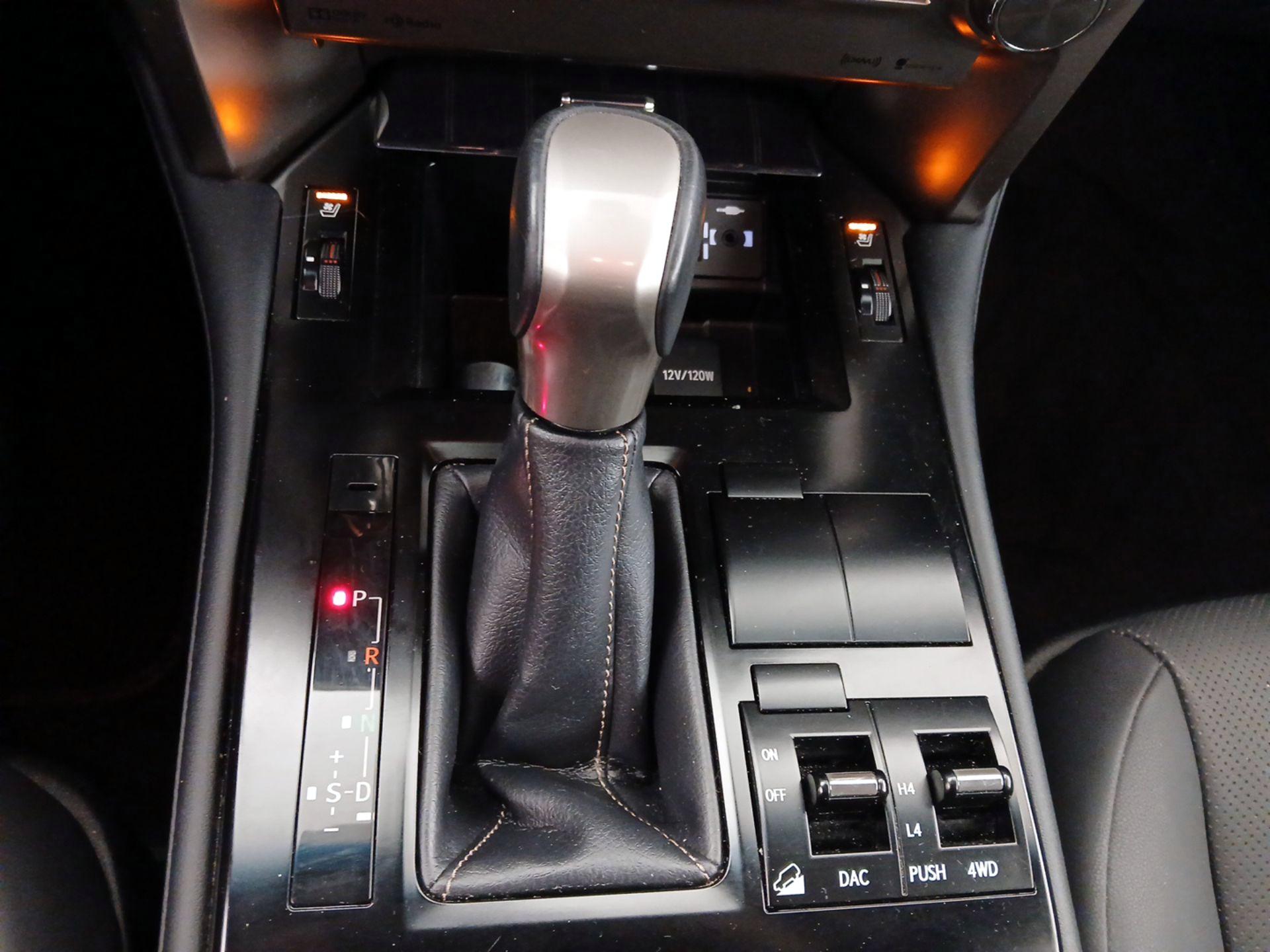 Thumbnail: 2021 Lexus GX - 18