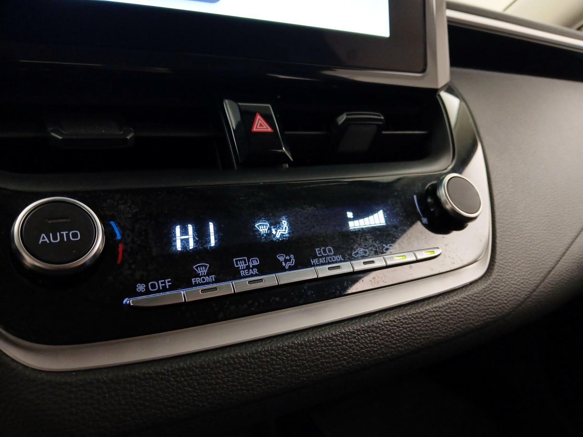 Thumbnail: 2024 Toyota Corolla - 17