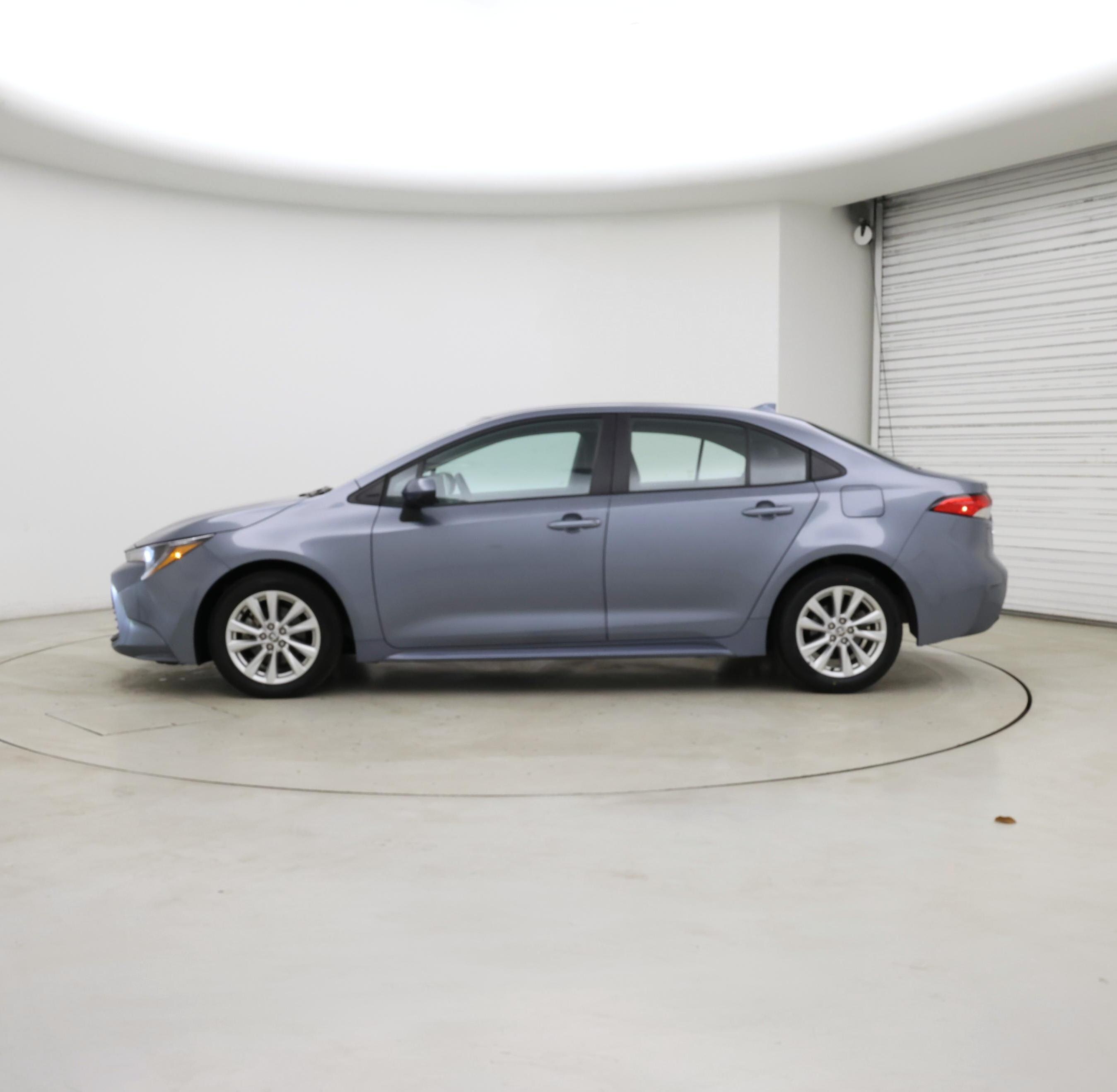 Thumbnail: 2024 Toyota Corolla - 3