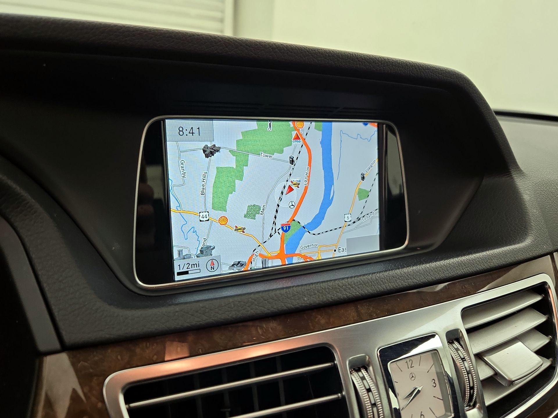 Thumbnail: 2015 Mercedes-Benz E-Class - 14