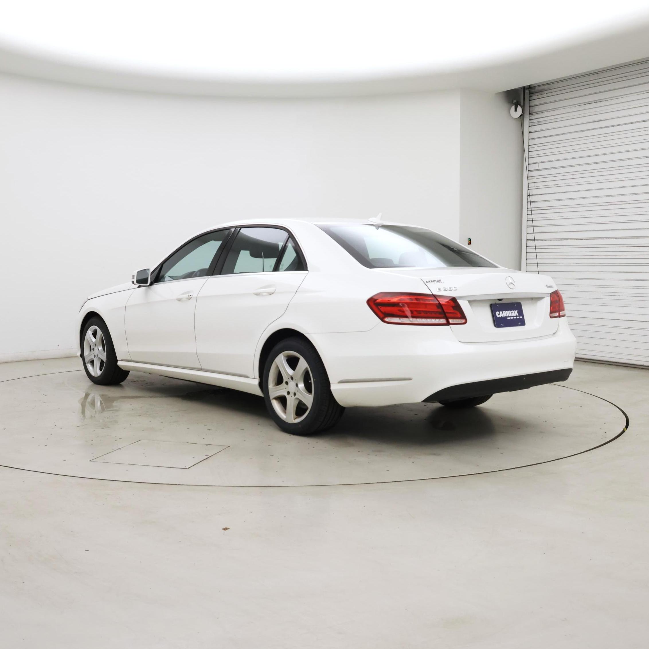 Thumbnail: 2015 Mercedes-Benz E-Class - 2