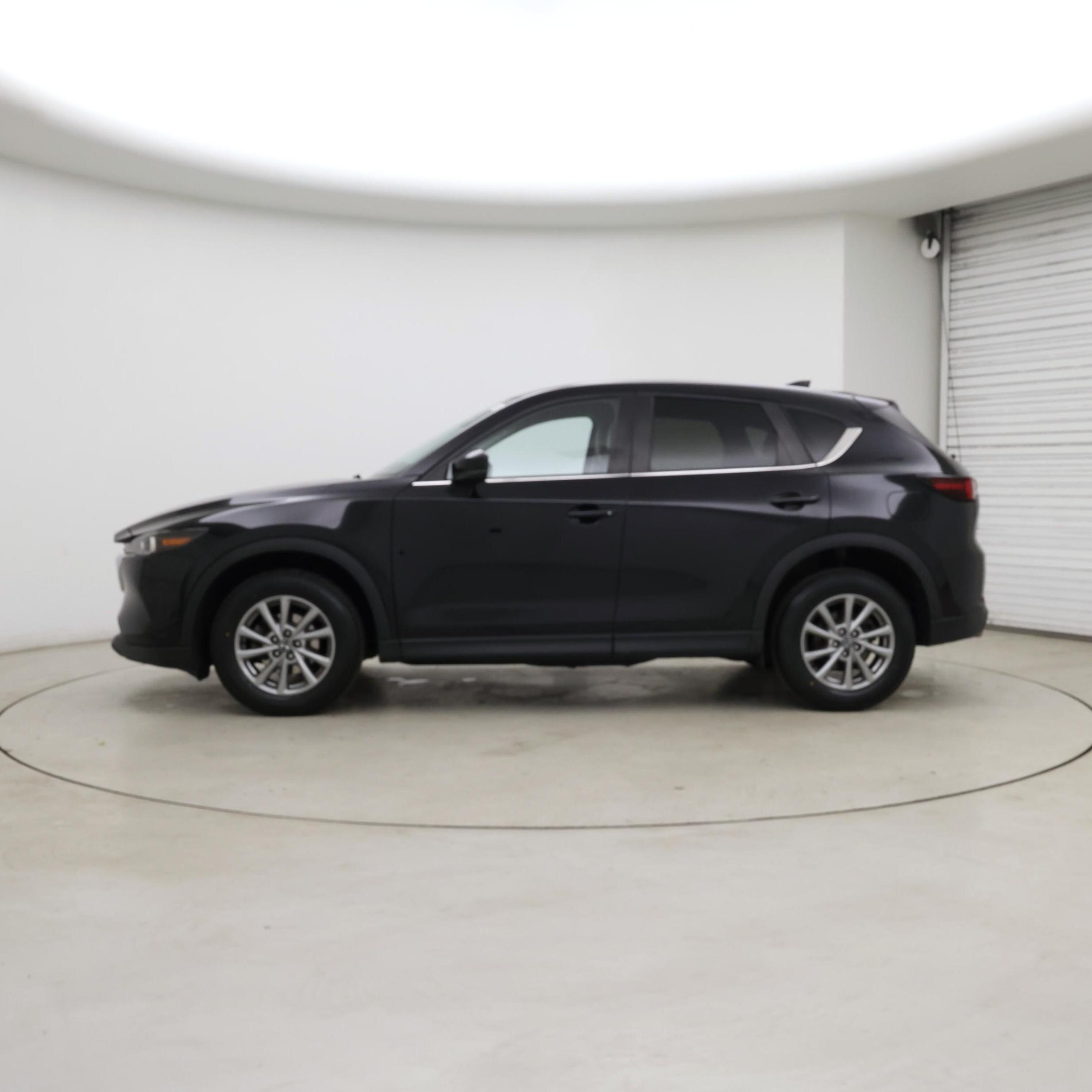 Thumbnail: 2022 Mazda CX-5 - 3