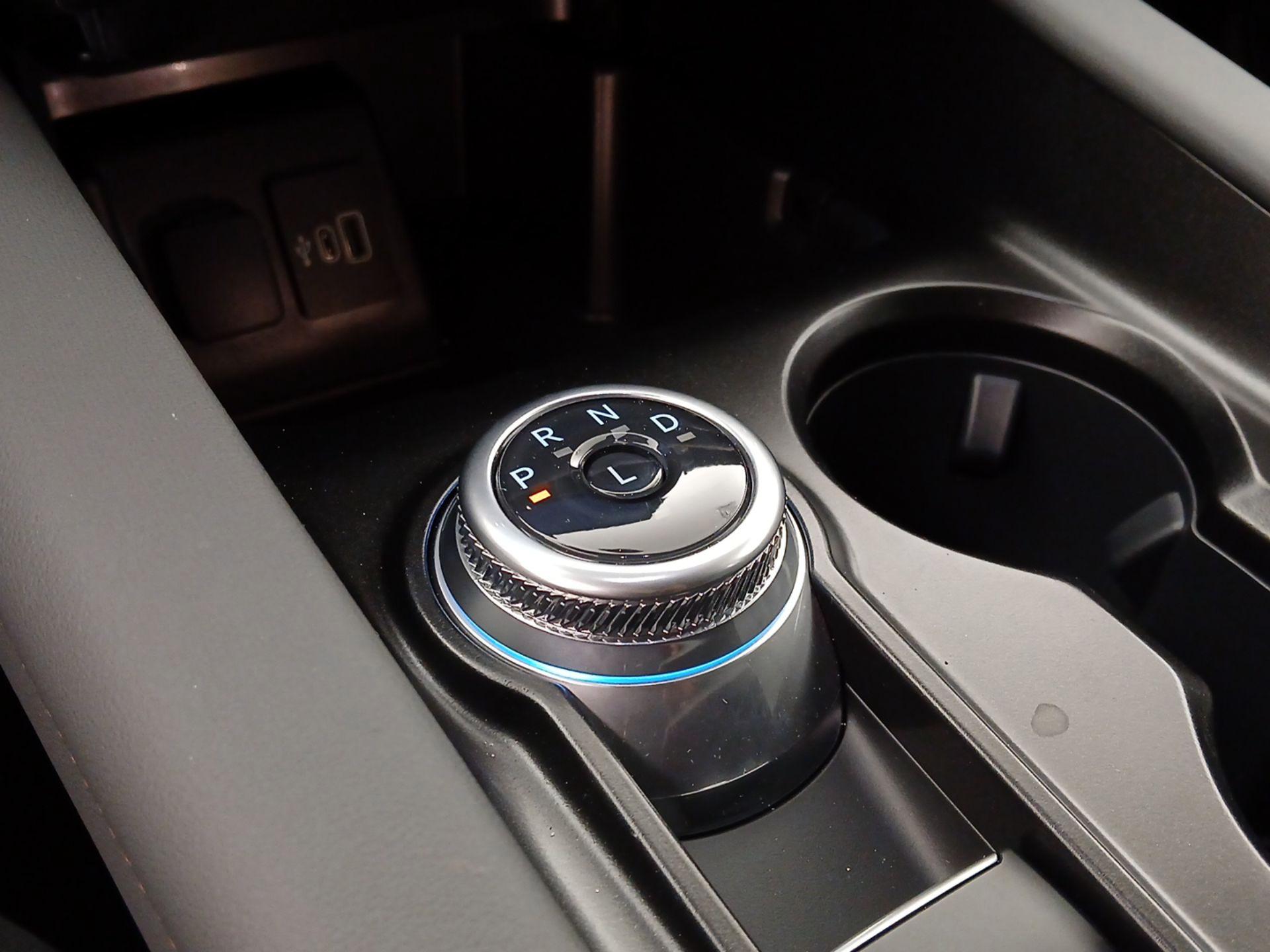 Thumbnail: 2025 Ford Explorer - 18