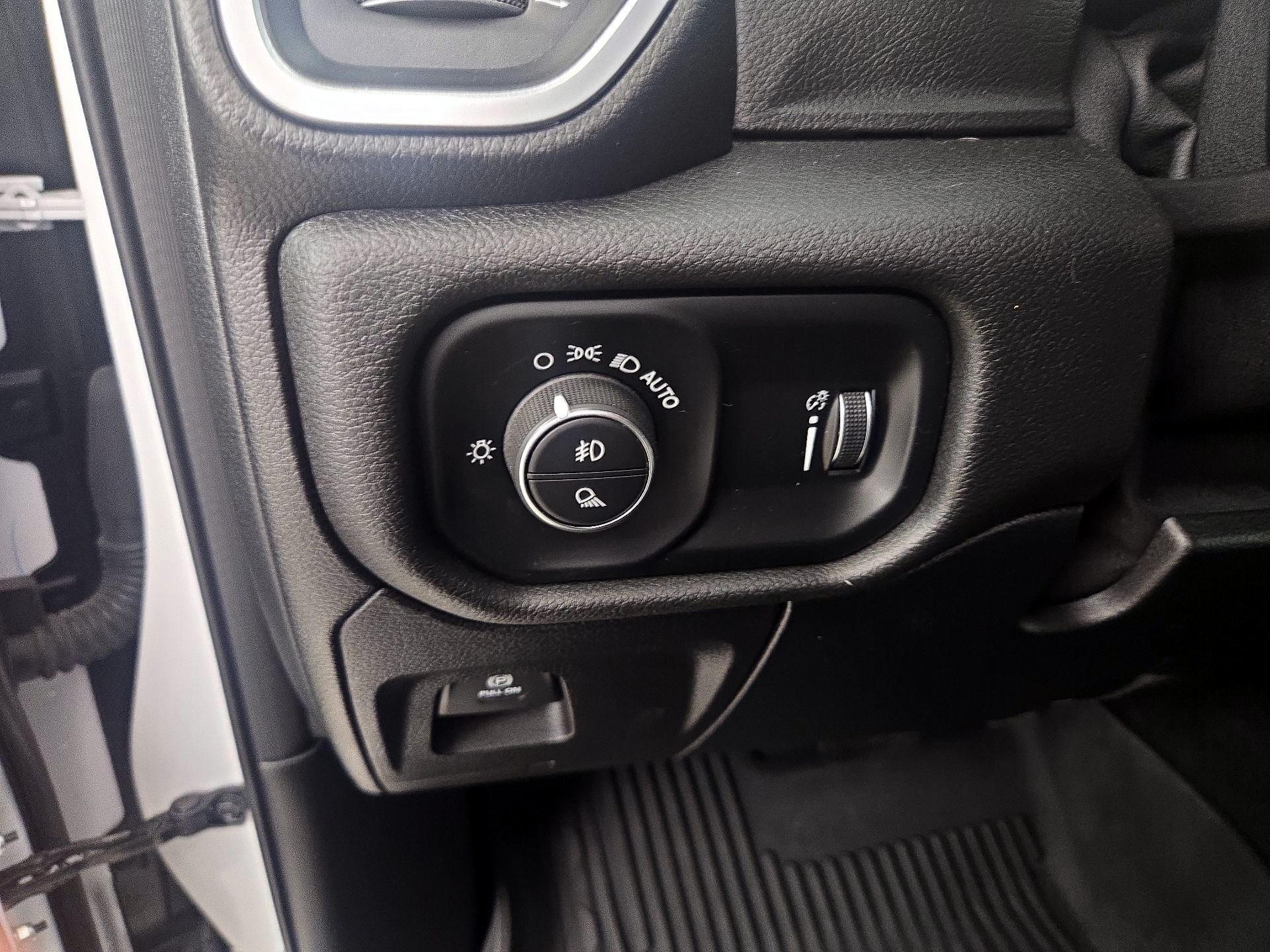 Thumbnail: 2021 RAM 1500 - 13