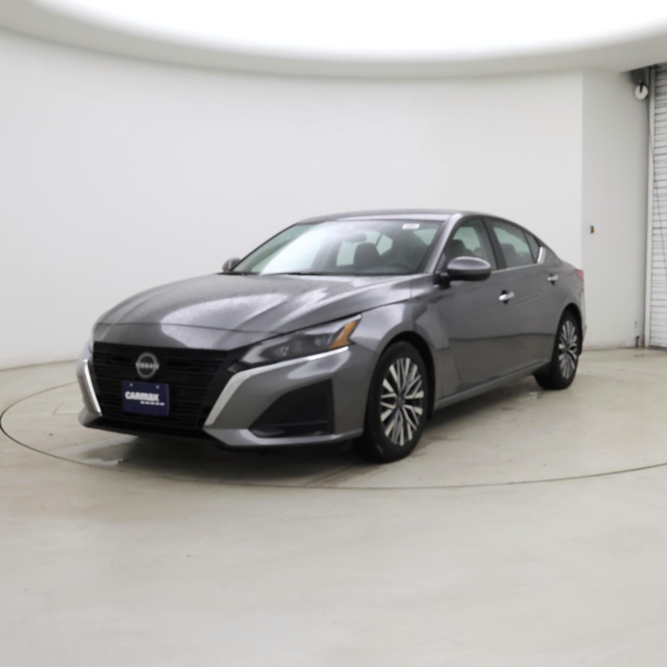 Thumbnail: 2023 Nissan Altima - 4