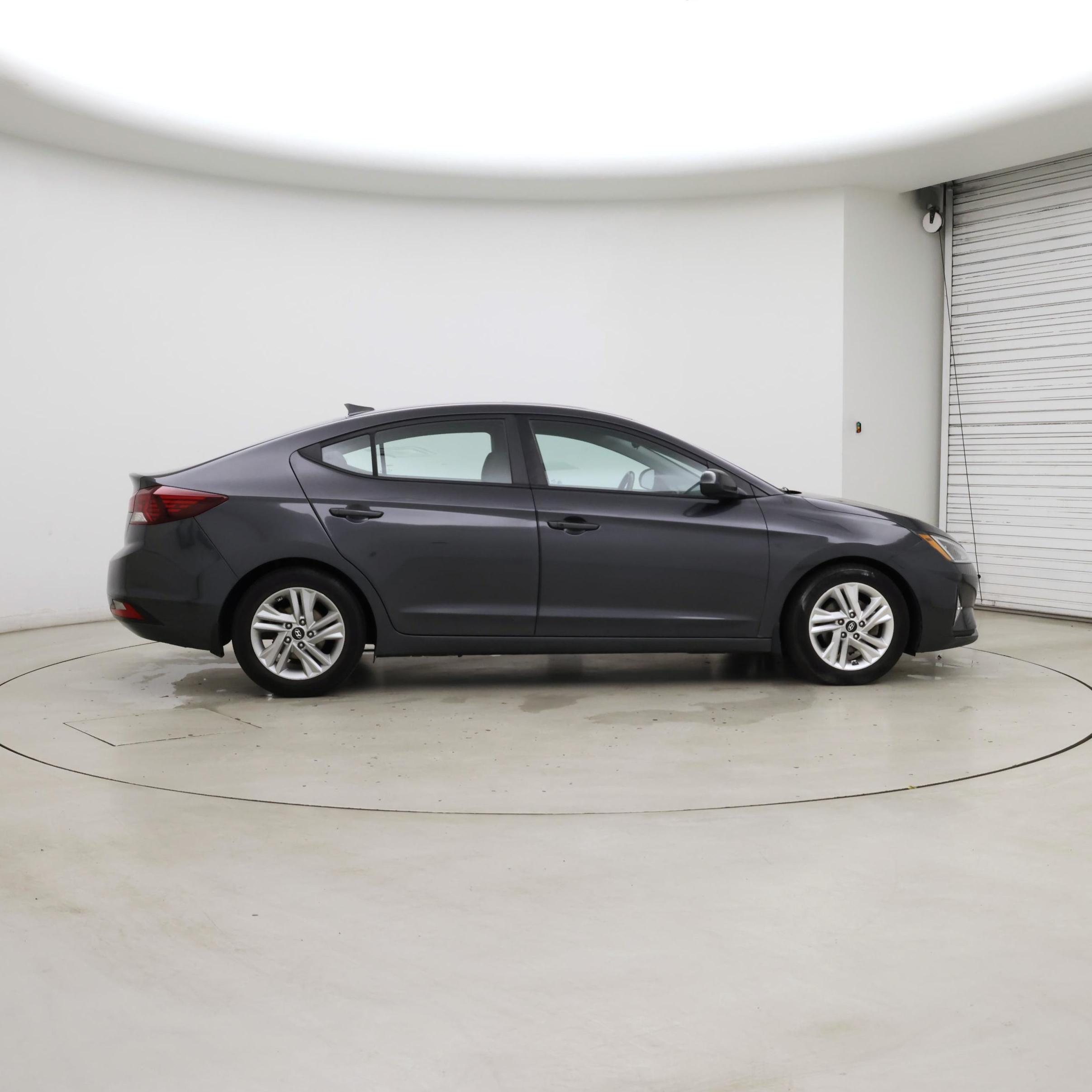 Thumbnail: 2020 Hyundai Elantra - 7
