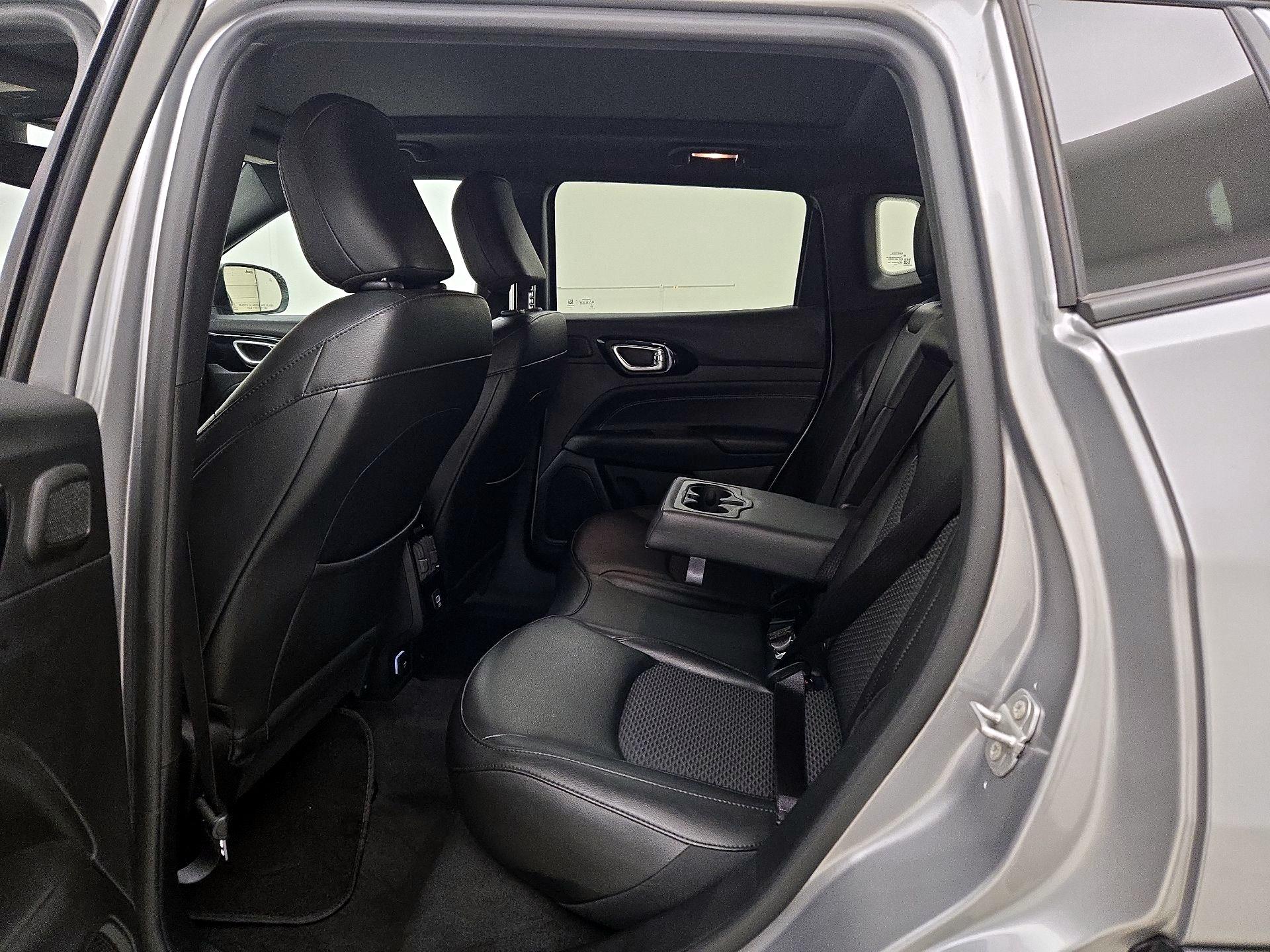 Thumbnail: 2022 Jeep Compass - 20