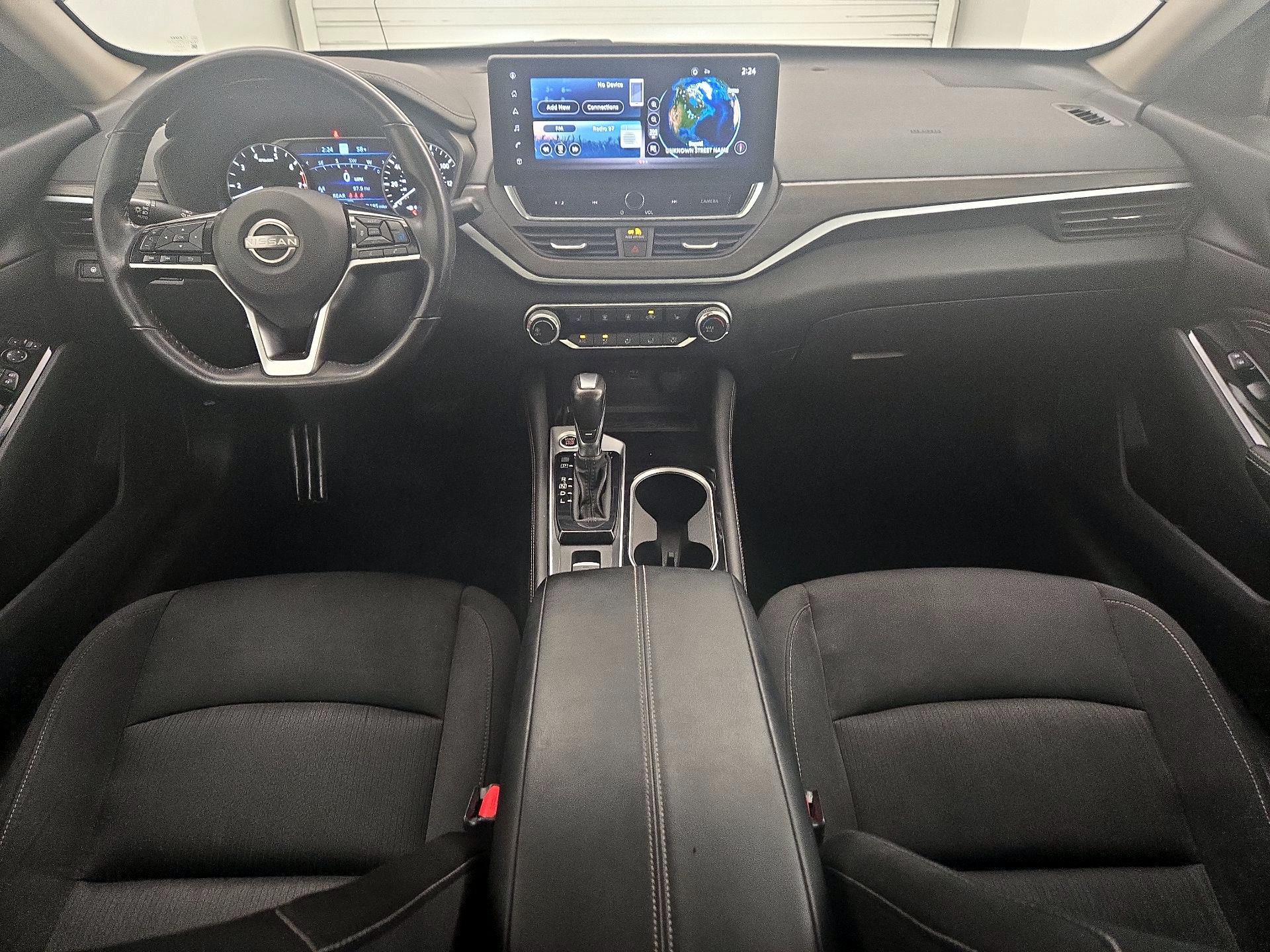 Thumbnail: 2023 Nissan Altima - 9