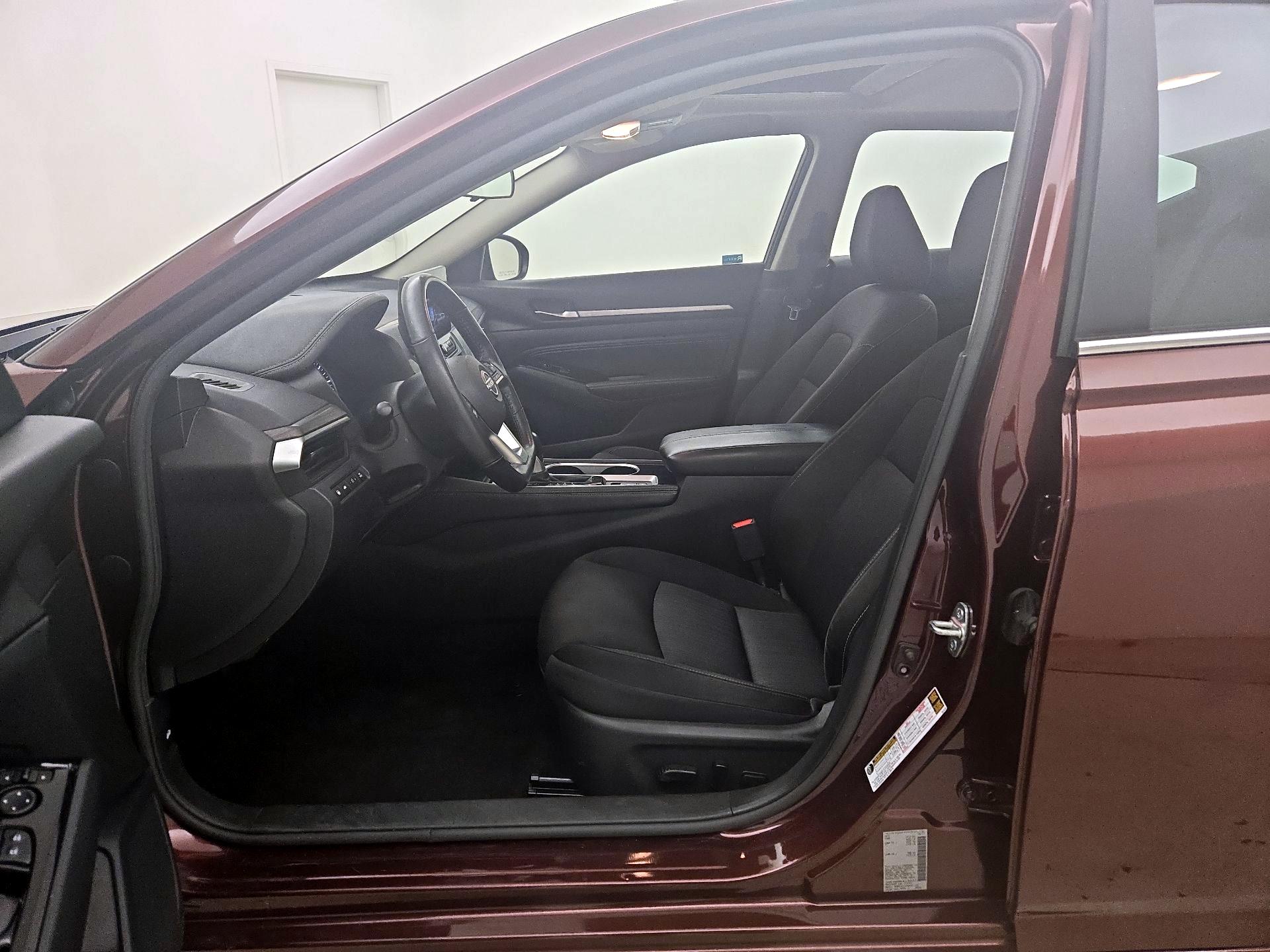 Thumbnail: 2023 Nissan Altima - 11