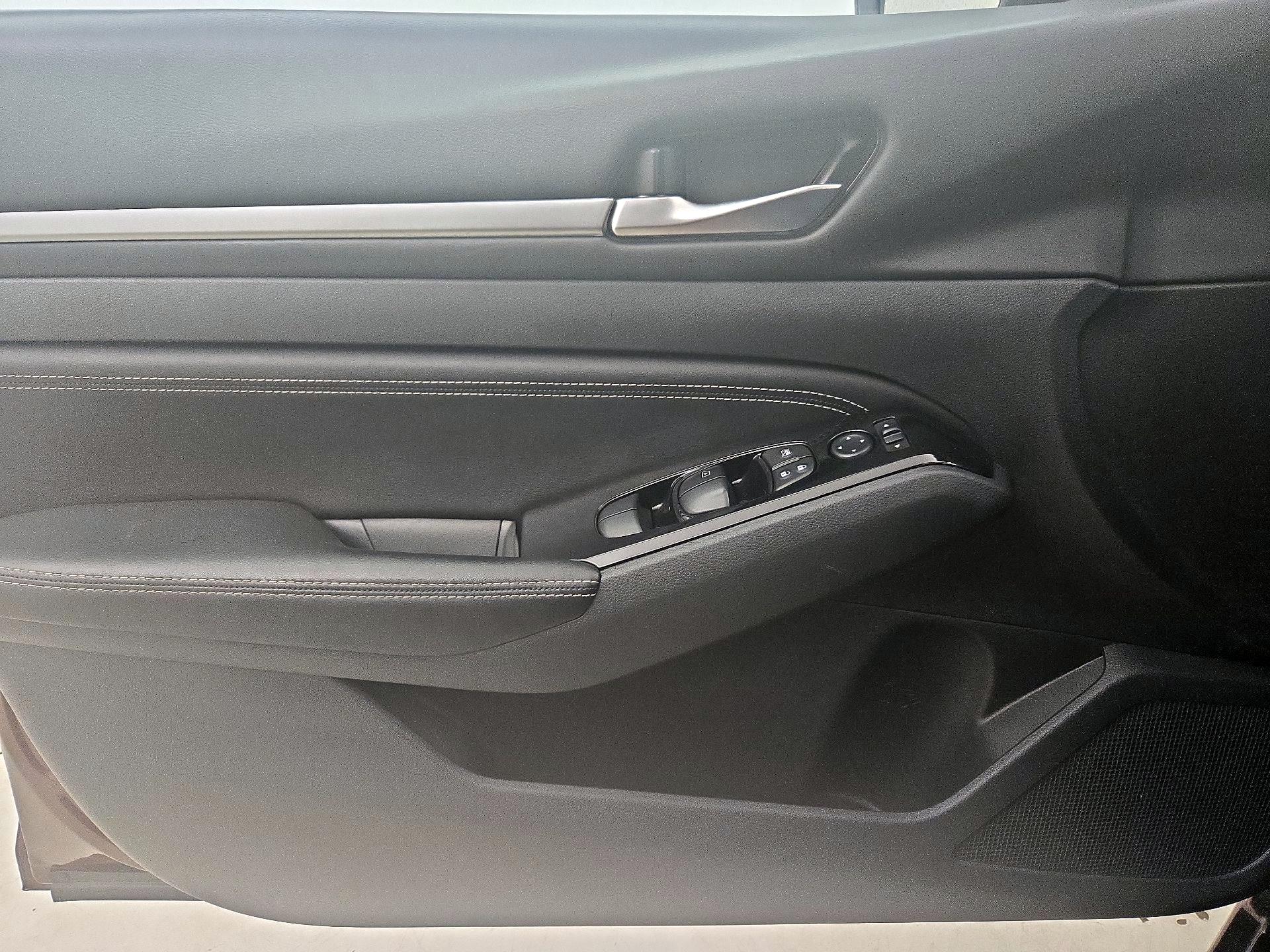 Thumbnail: 2023 Nissan Altima - 12