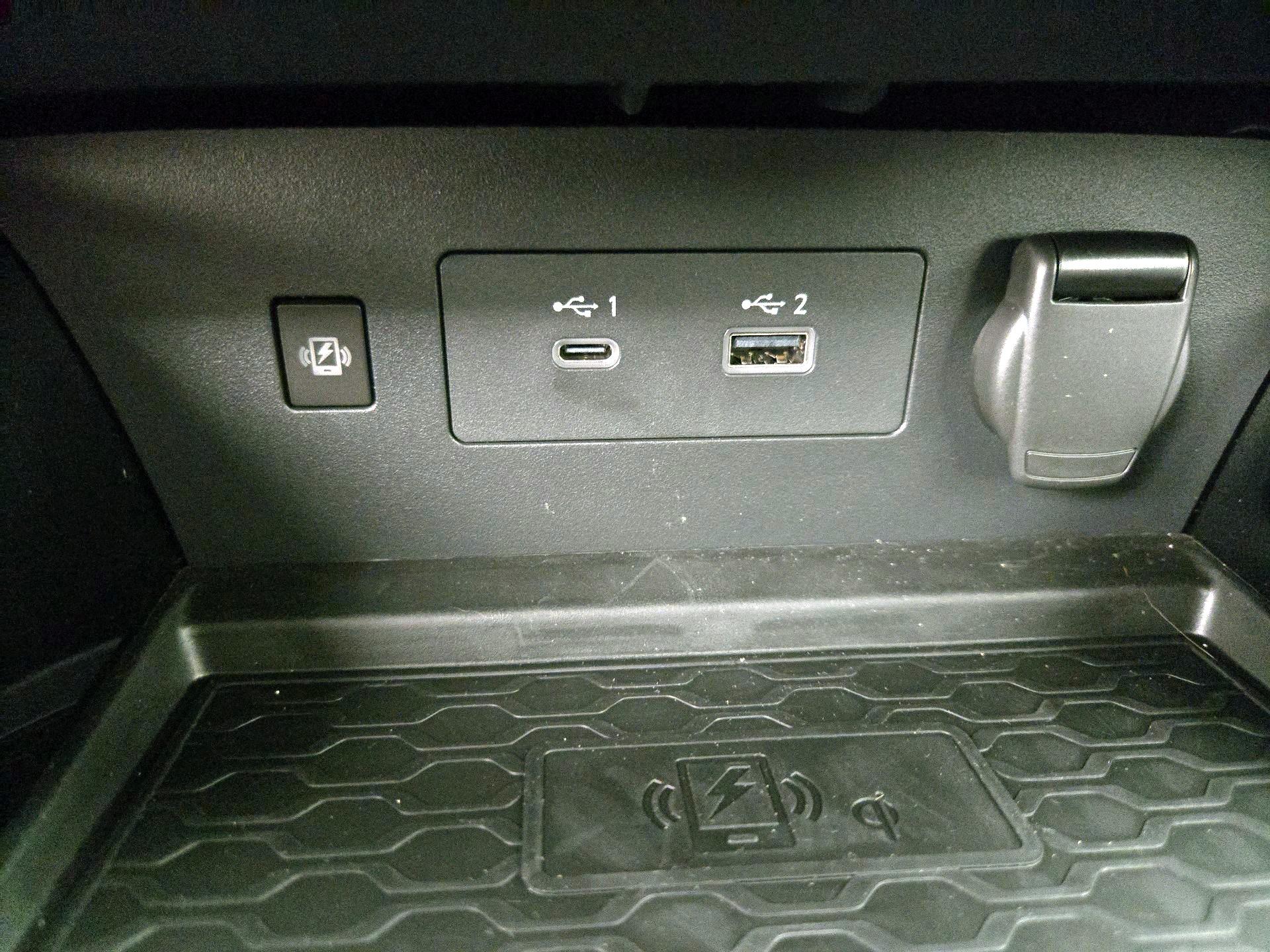 Thumbnail: 2023 Nissan Altima - 19