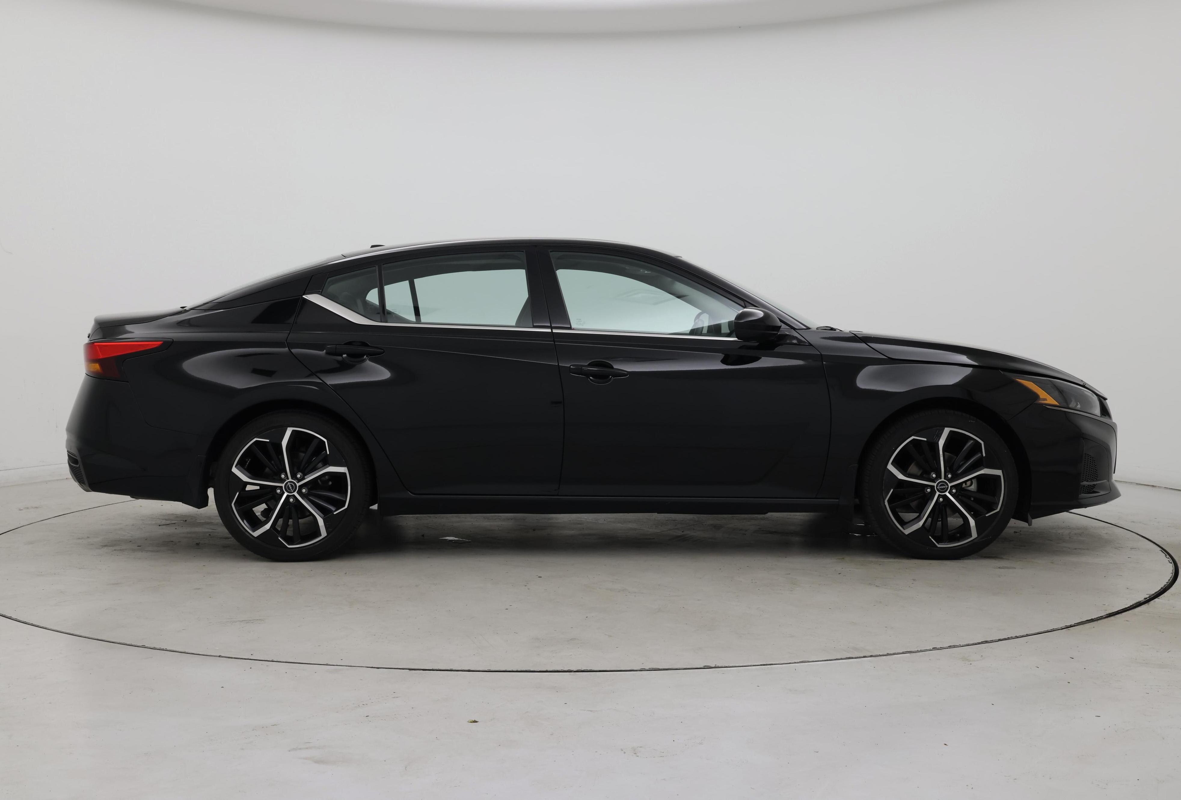 Thumbnail: 2024 Nissan Altima - 7