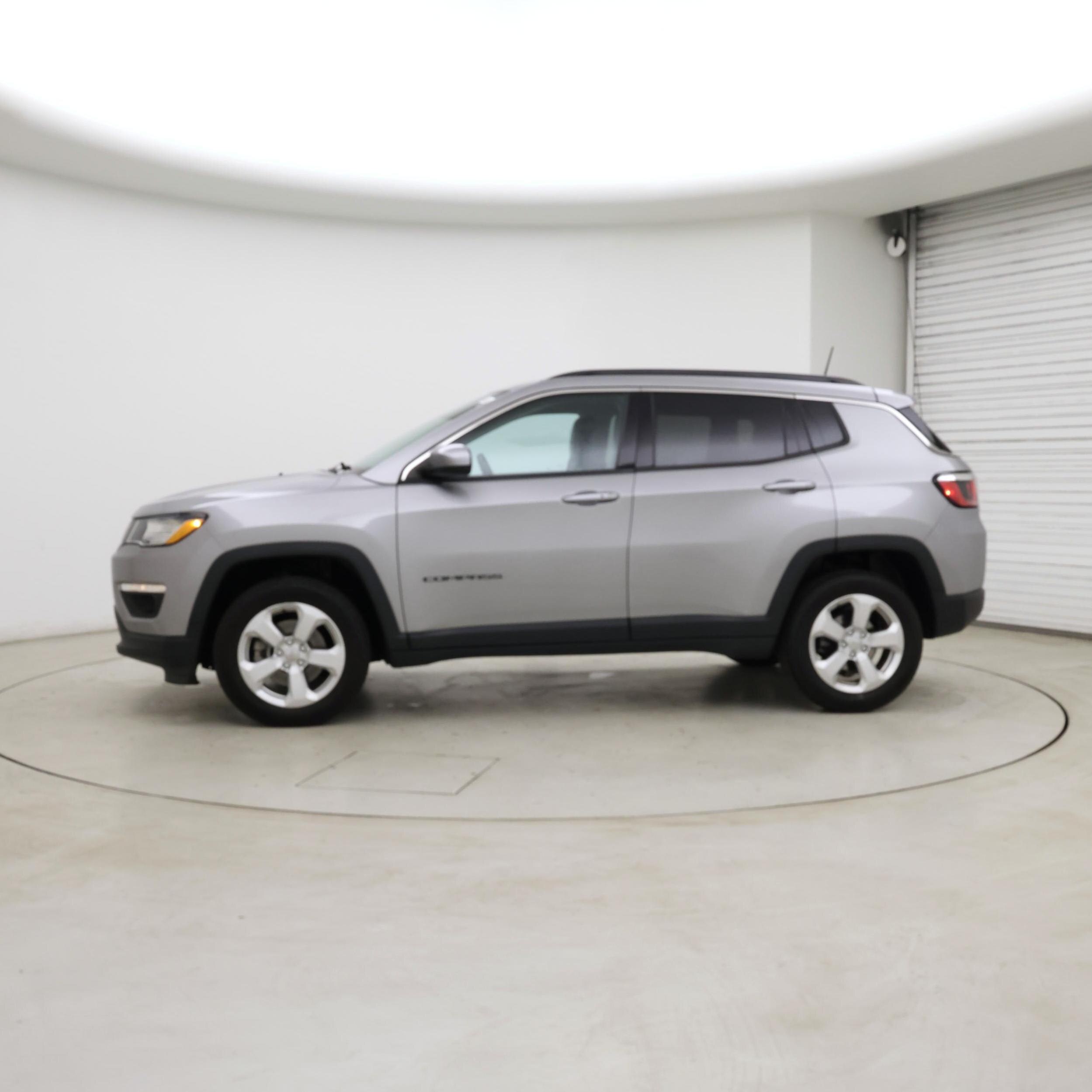 Thumbnail: 2020 Jeep Compass - 3