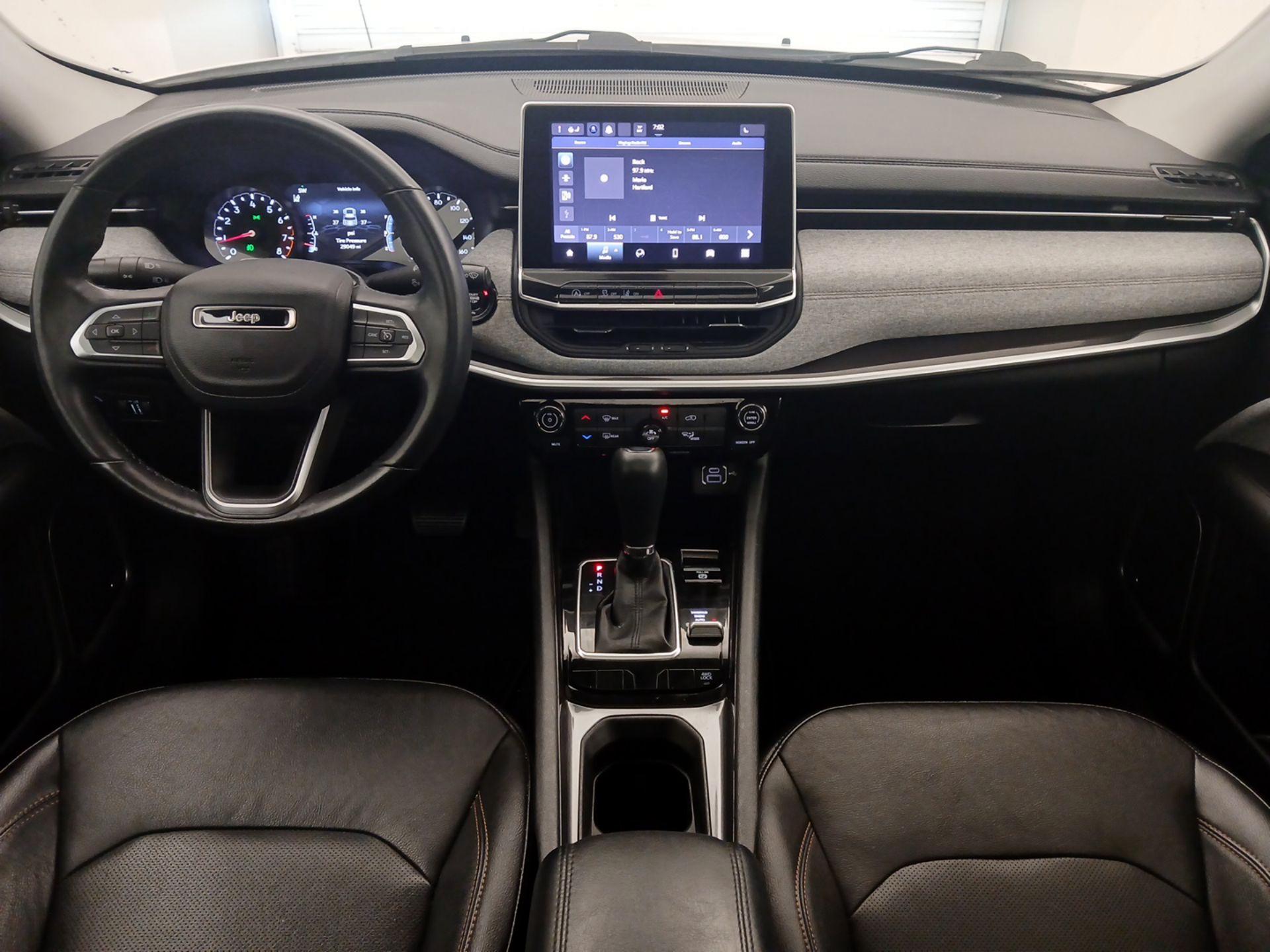 Thumbnail: 2022 Jeep Compass - 9