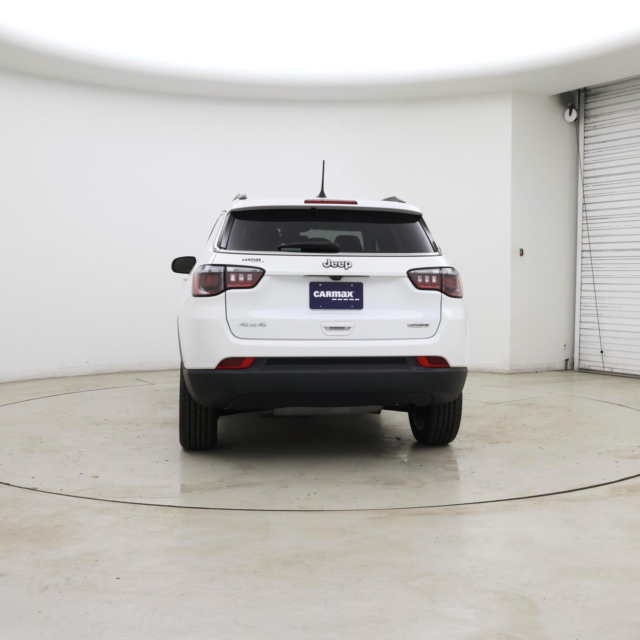 Thumbnail: 2022 Jeep Compass - 6