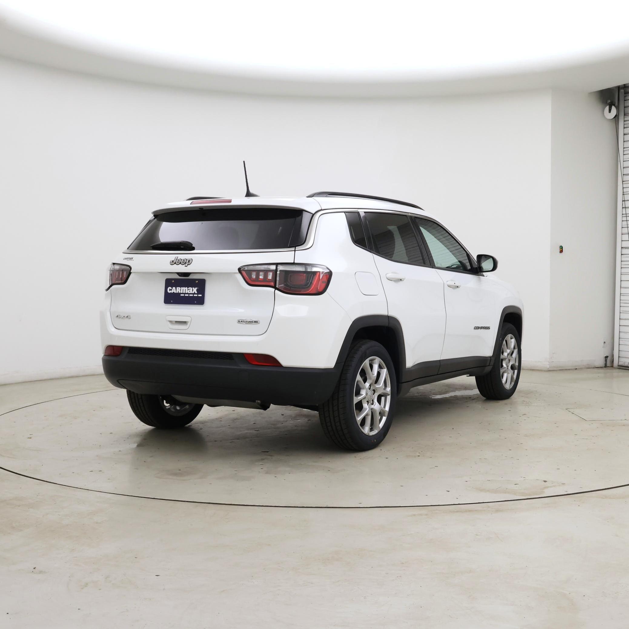 Thumbnail: 2022 Jeep Compass - 8