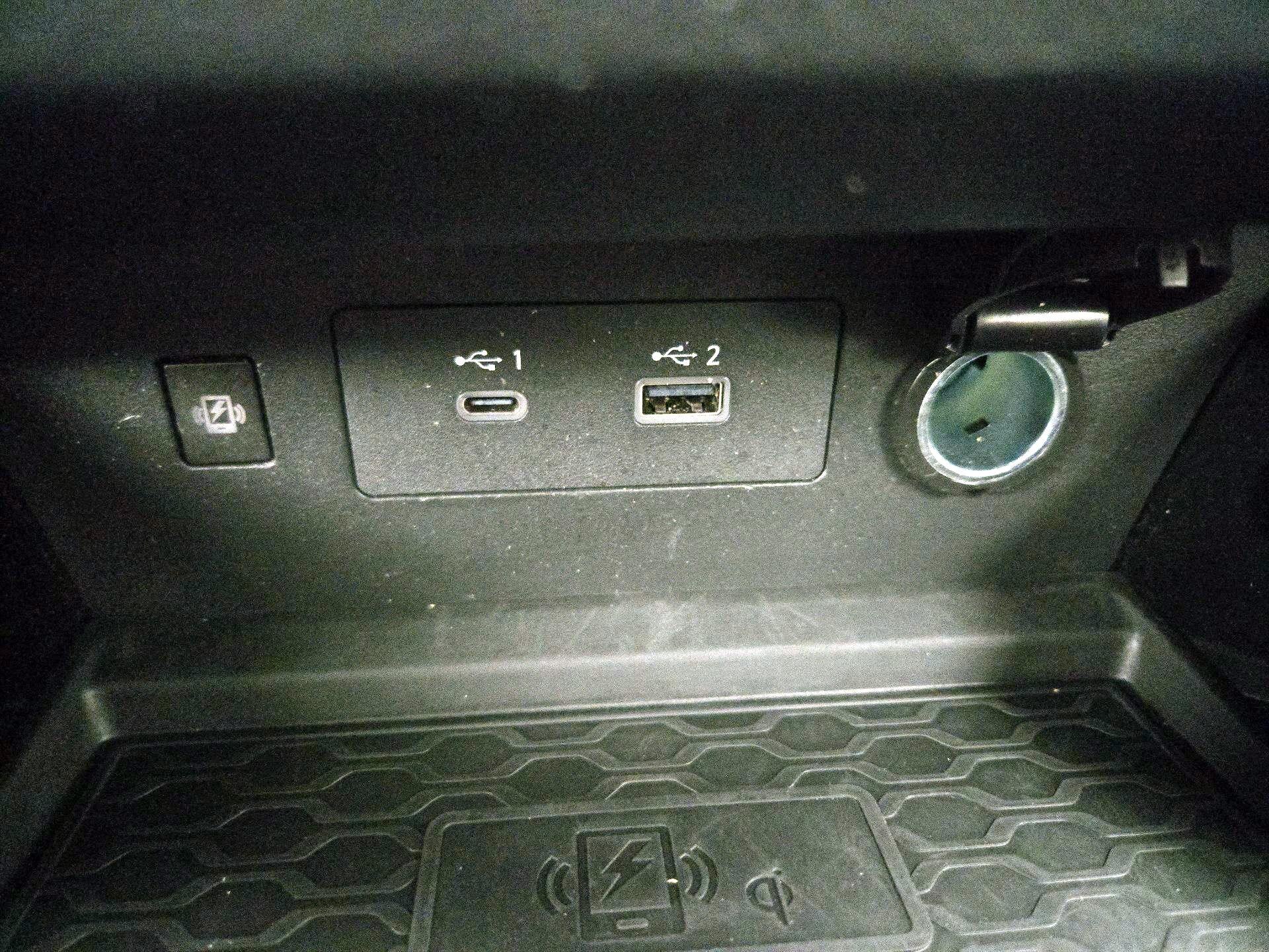 Thumbnail: 2023 Nissan Altima - 19