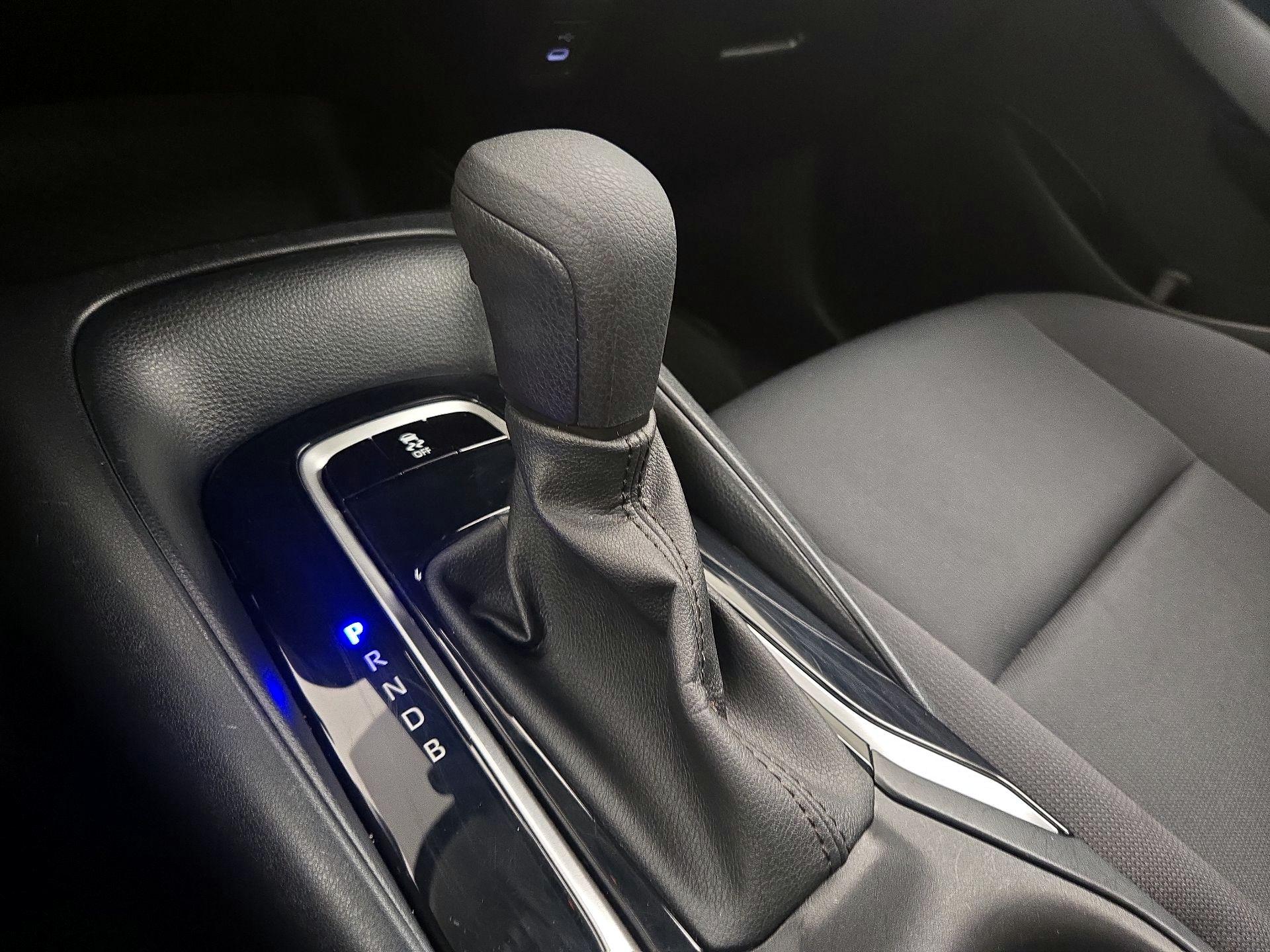 Thumbnail: 2023 Toyota Corolla - 17