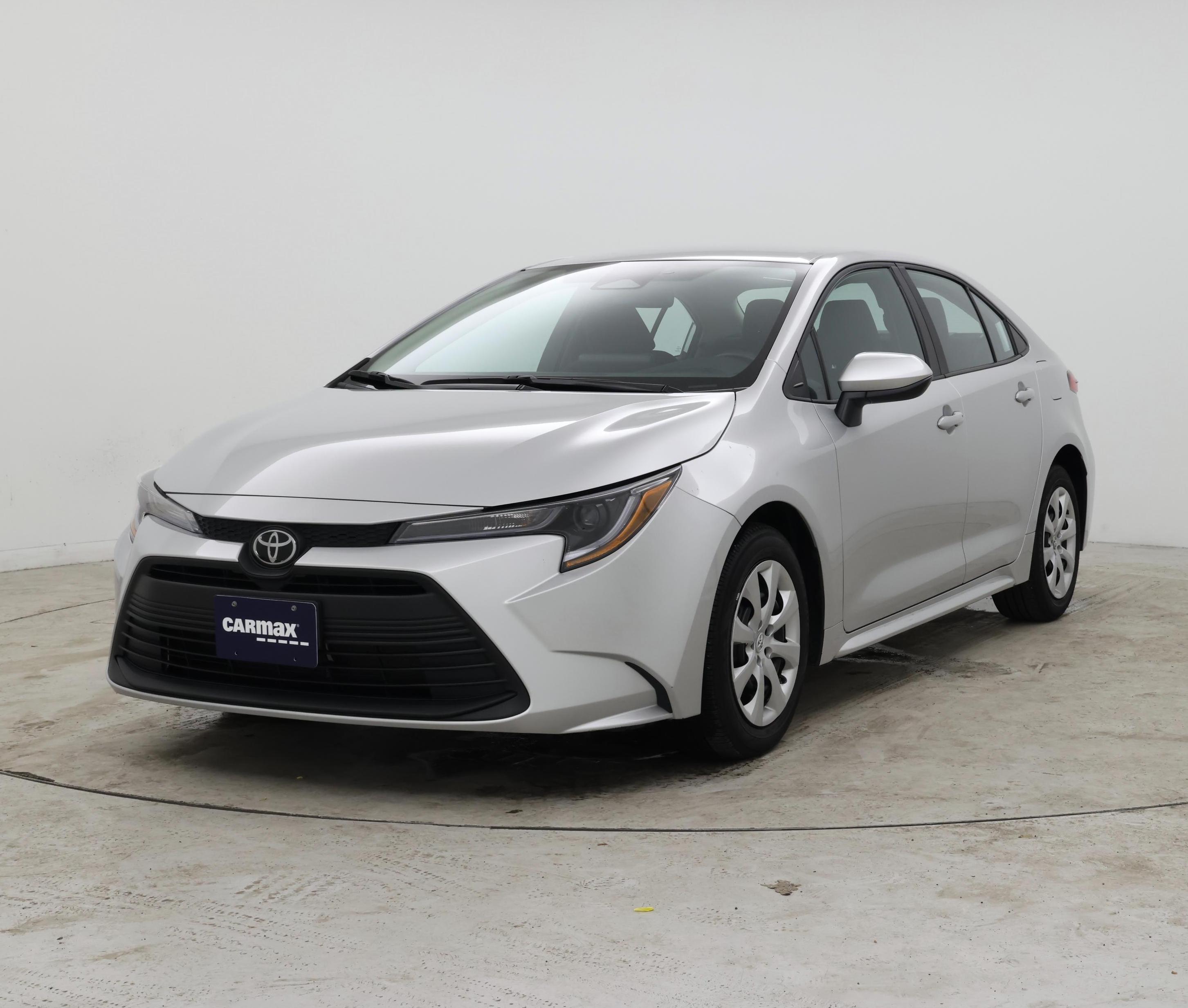 Thumbnail: 2023 Toyota Corolla - 4