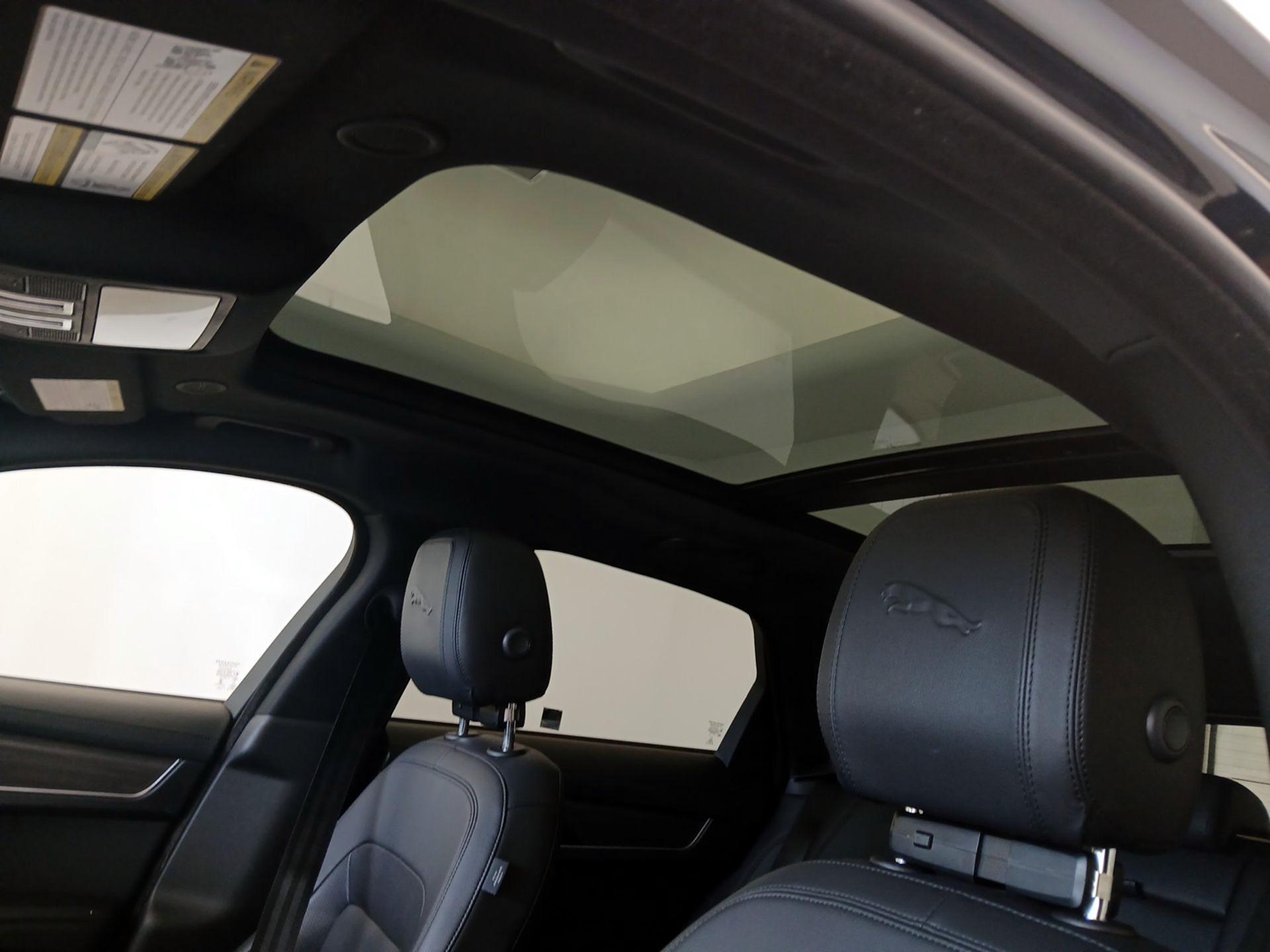 Thumbnail: 2022 Jaguar F-Pace - 20