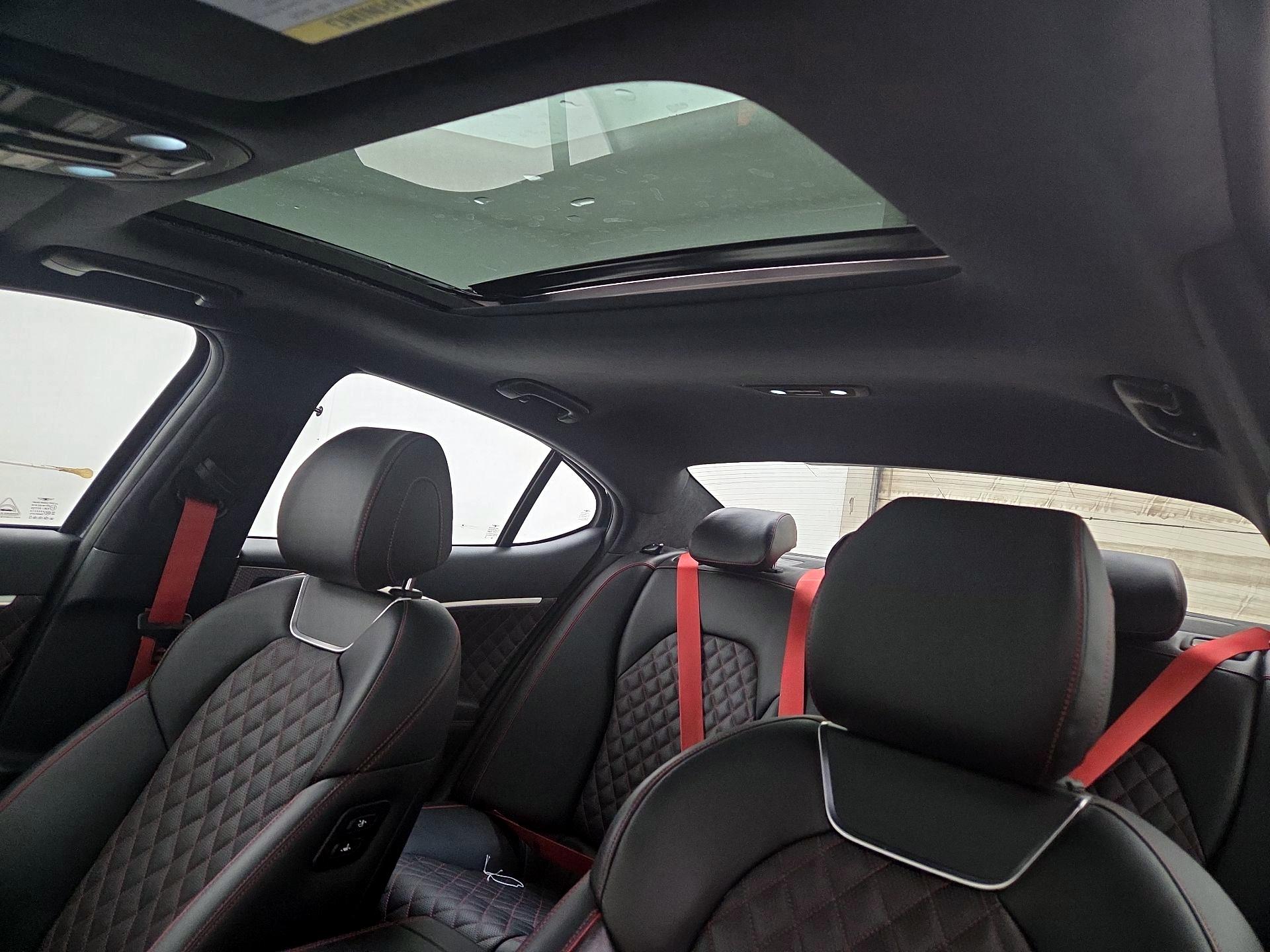 Thumbnail: 2023 Genesis G70 - 20