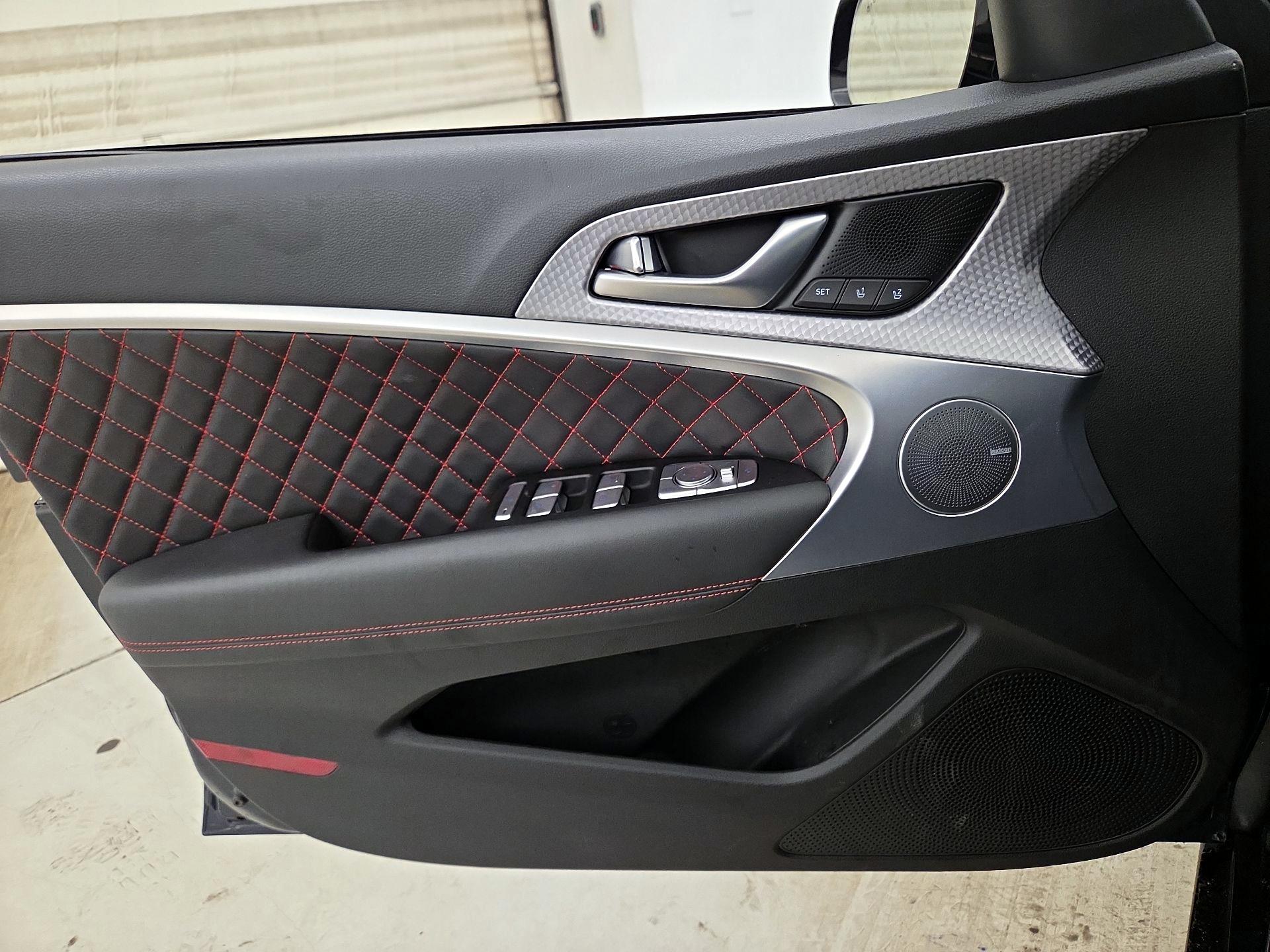 Thumbnail: 2023 Genesis G70 - 12